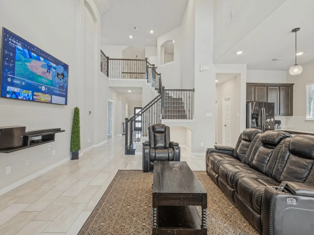 Single Family Residence For Rent in Kaufman County , 1267 Binfield Drive, Forney, Texas 75126, 4 Bedroom, 4 Bathroom, 2 Garage spaces, 2,476 Sqft, built in 2022, mls#21390955, Real Estate Agent in Forney, Homes For Rent in Kaufman county, Homes For Rent in Forney, Realtor in Forney Texas, Real Estate Brokerage Independent Realty Texas, Luminita Cordes Realtor