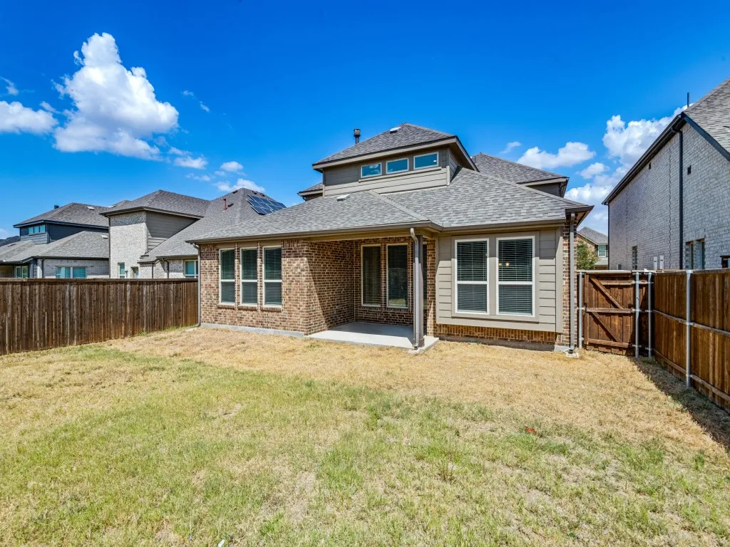 Single Family Residence For Rent in Kaufman County , 1267 Binfield Drive, Forney, Texas 75126, 4 Bedroom, 4 Bathroom, 2 Garage spaces, 2,476 Sqft, built in 2022, mls#21390955, Real Estate Agent in Forney, Homes For Rent in Kaufman county, Homes For Rent in Forney, Realtor in Forney Texas, Real Estate Brokerage Independent Realty Texas, Luminita Cordes Realtor