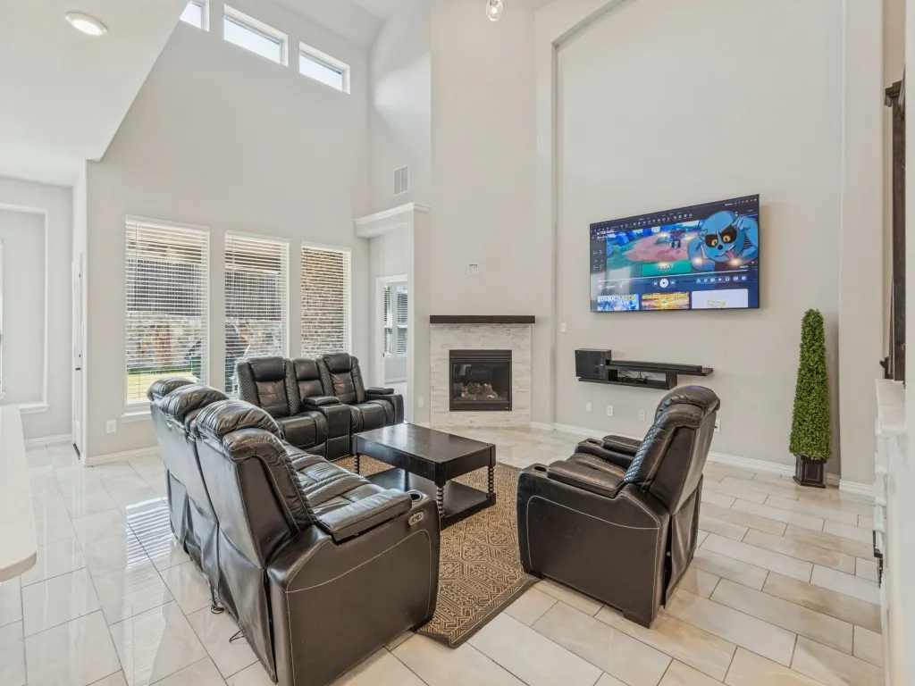 Single Family Residence For Rent in Kaufman County , 1267 Binfield Drive, Forney, Texas 75126, 4 Bedroom, 4 Bathroom, 2 Garage spaces, 2,476 Sqft, built in 2022, mls#21390955, Real Estate Agent in Forney, Homes For Rent in Kaufman county, Homes For Rent in Forney, Realtor in Forney Texas, Real Estate Brokerage Independent Realty Texas, Luminita Cordes Realtor