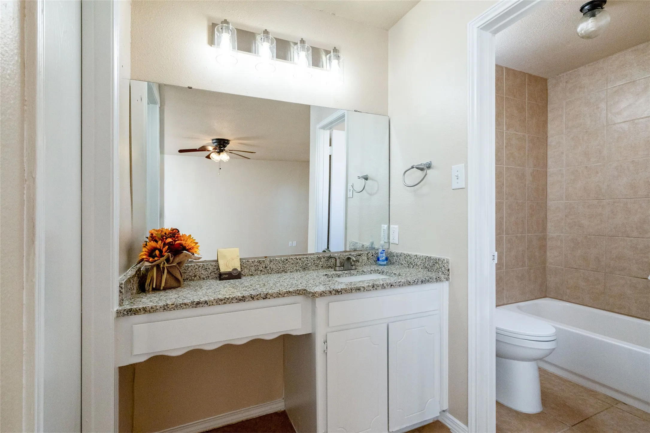 Single Family Residence For Sale in Tarrant County , 304 Cambridge Drive, Saginaw, Texas 76179, 3 Bedroom, 2 Bathroom, 2 Garage spaces, 1,602 Sqft, built in 1982, mls#21386848, Real Estate Agent in Saginaw, Homes For Sale in Tarrant county, Homes For Sale in Saginaw, Realtor in Saginaw Texas, Real Estate Brokerage Independent Realty Texas, Luminita Cordes Realtor