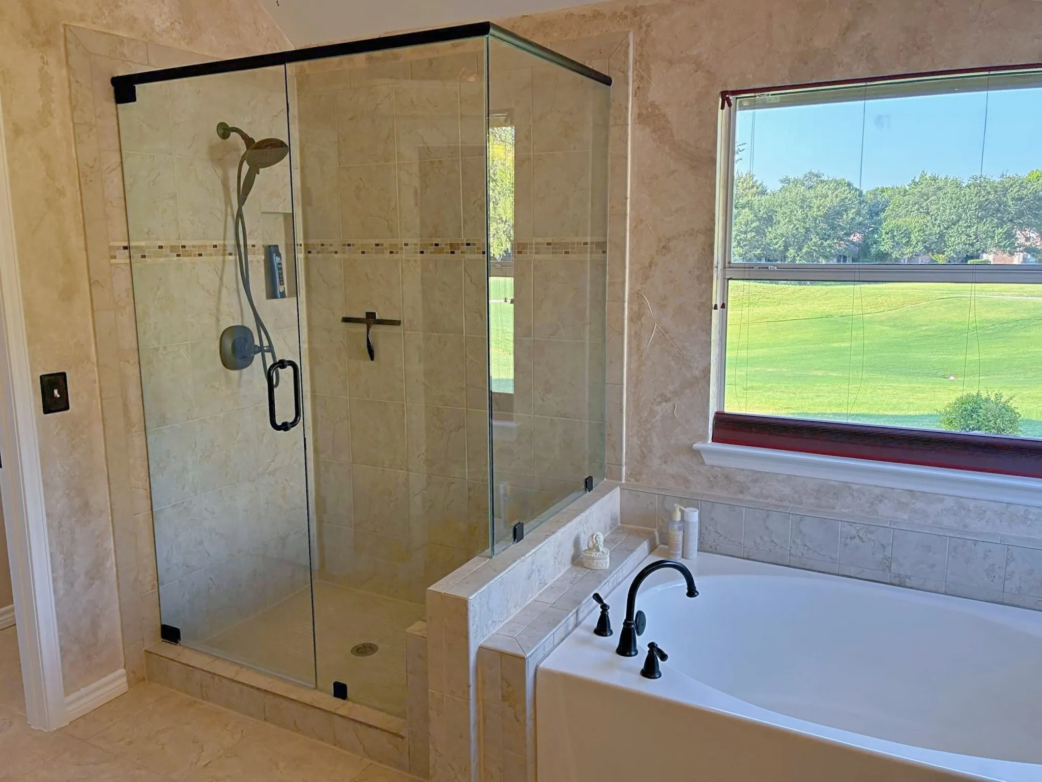 Single Family Residence For Rent in Collin County , 5203 Quail Creek Drive, Mc Kinney, Texas 75072, 4 Bedroom, 3 Bathroom, 2 Garage spaces, 2,246 Sqft, built in 1989, mls#21390958, Real Estate Agent in Mc Kinney, Homes For Rent in Collin county, Homes For Rent in Mc Kinney, Realtor in Mc Kinney Texas, Real Estate Brokerage Independent Realty Texas, Luminita Cordes Realtor