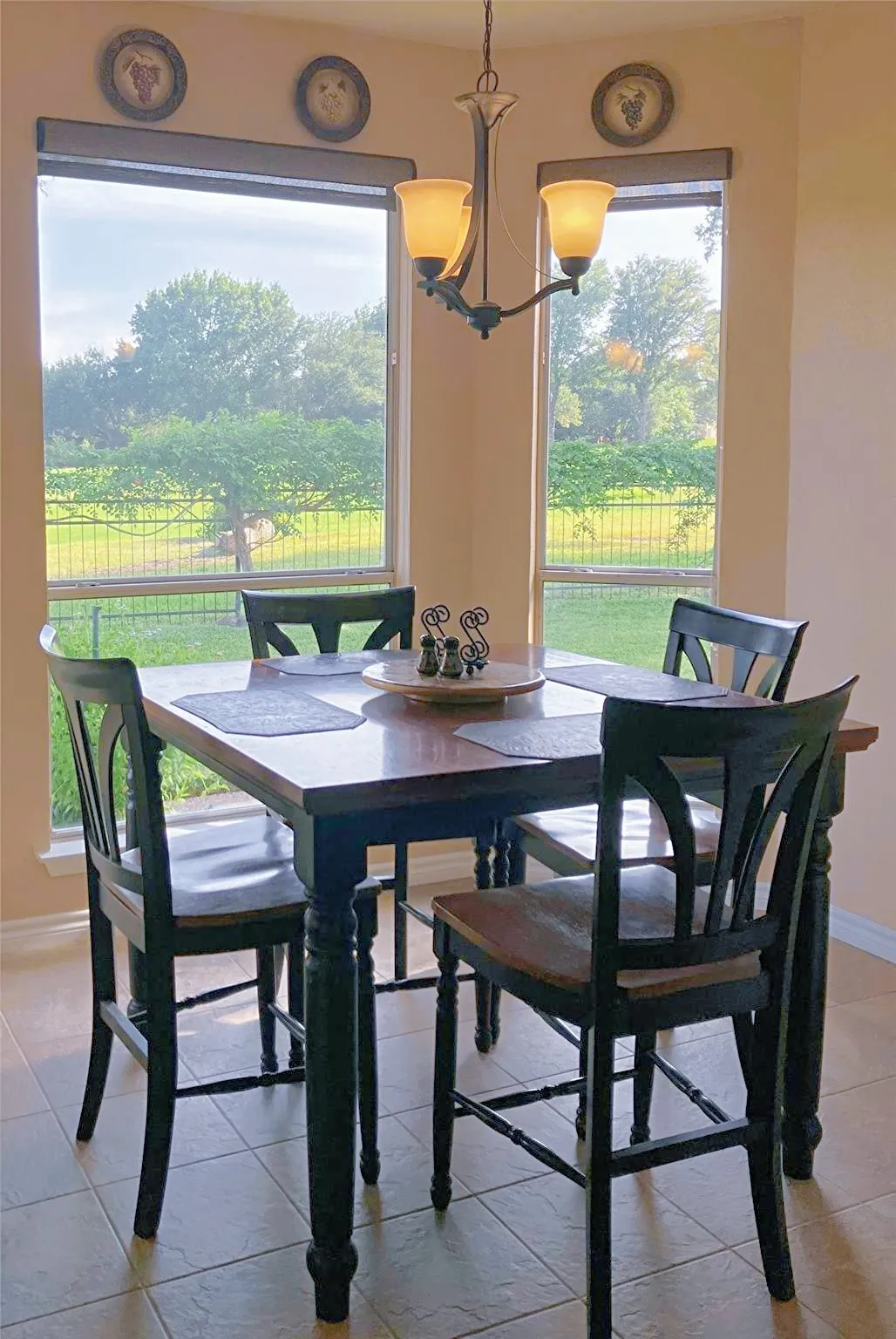 Single Family Residence For Rent in Collin County , 5203 Quail Creek Drive, Mc Kinney, Texas 75072, 4 Bedroom, 3 Bathroom, 2 Garage spaces, 2,246 Sqft, built in 1989, mls#21390958, Real Estate Agent in Mc Kinney, Homes For Rent in Collin county, Homes For Rent in Mc Kinney, Realtor in Mc Kinney Texas, Real Estate Brokerage Independent Realty Texas, Luminita Cordes Realtor