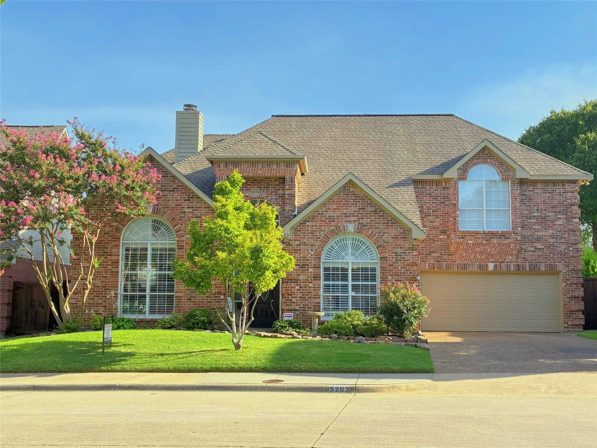 Single Family Residence For Rent in Collin County , 5203 Quail Creek Drive, Mc Kinney, Texas 75072, 4 Bedroom, 3 Bathroom, 2 Garage spaces, 2,246 Sqft, built in 1989, mls#21390958, Real Estate Agent in Mc Kinney, Homes For Rent in Collin county, Homes For Rent in Mc Kinney, Realtor in Mc Kinney Texas, Real Estate Brokerage Independent Realty Texas, Luminita Cordes Realtor