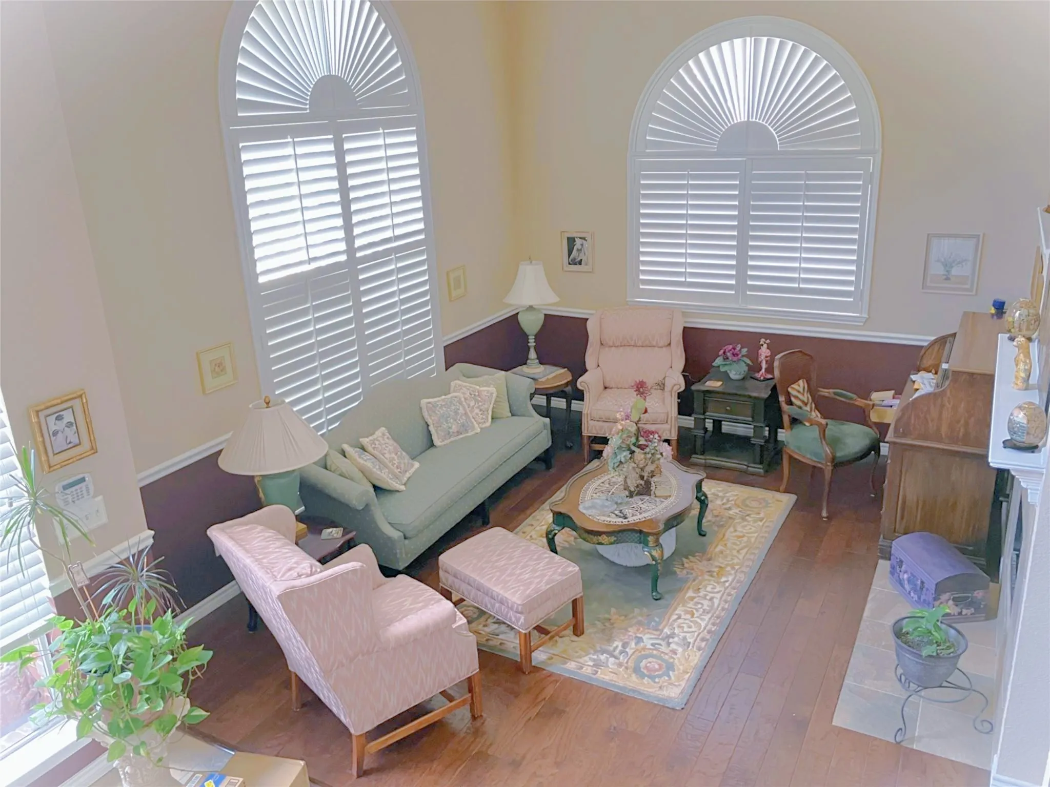 Single Family Residence For Rent in Collin County , 5203 Quail Creek Drive, Mc Kinney, Texas 75072, 4 Bedroom, 3 Bathroom, 2 Garage spaces, 2,246 Sqft, built in 1989, mls#21390958, Real Estate Agent in Mc Kinney, Homes For Rent in Collin county, Homes For Rent in Mc Kinney, Realtor in Mc Kinney Texas, Real Estate Brokerage Independent Realty Texas, Luminita Cordes Realtor