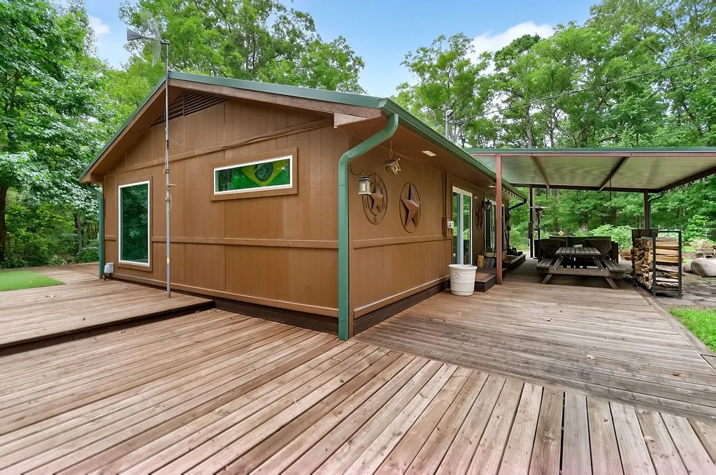 Single Family Residence For Sale in Wood County , 320 PR 8585, Winnsboro, Texas 75494, 3 Bedroom, 1 Bathroom, 1 Garage spaces, 1,025 Sqft, built in 1992, mls#21390959, Real Estate Agent in Winnsboro, Homes For Sale in Wood county, Homes For Sale in Winnsboro, Realtor in Winnsboro Texas, Real Estate Brokerage Independent Realty Texas, Luminita Cordes Realtor