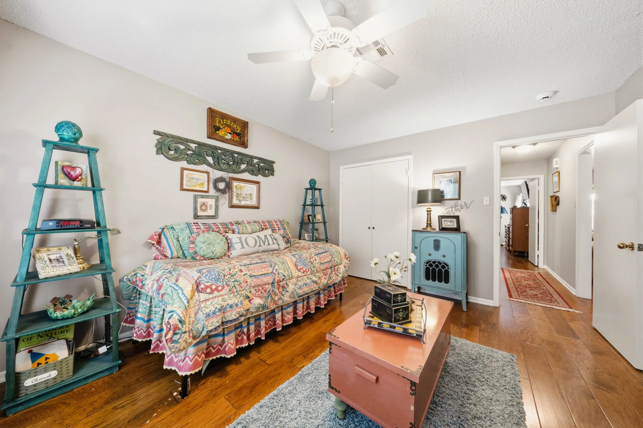 Townhouse For Sale in Mc Lennan County , 3311 Chimney Place Drive, Waco, Texas 76708, 2 Bedroom, 2 Bathroom, 2 Garage spaces, 1,457 Sqft, built in 1984, mls#21390060, Real Estate Agent in Waco, Homes For Sale in Mc Lennan county, Homes For Sale in Waco, Realtor in Waco Texas, Real Estate Brokerage Independent Realty Texas, Luminita Cordes Realtor