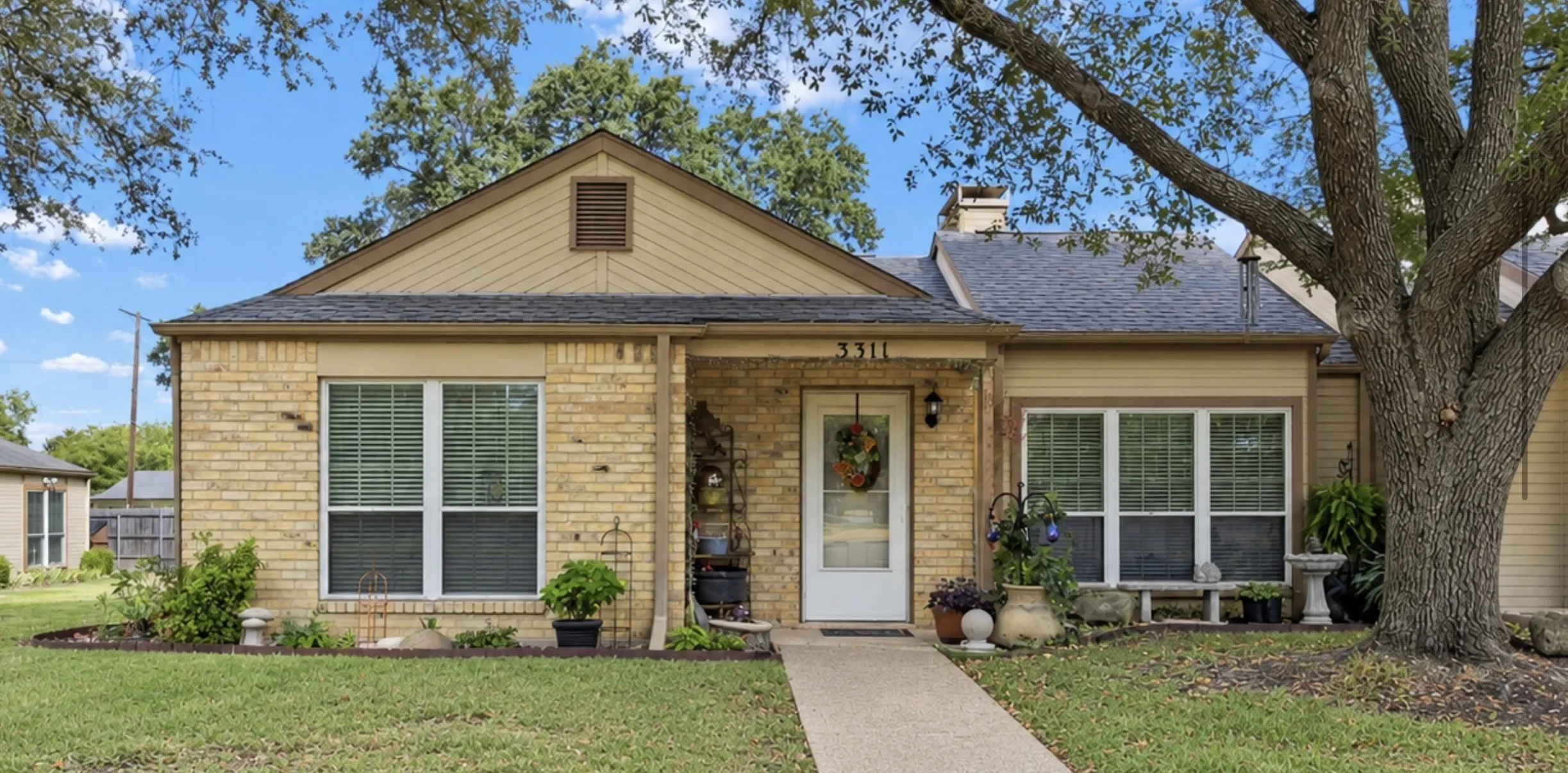 Townhouse For Sale