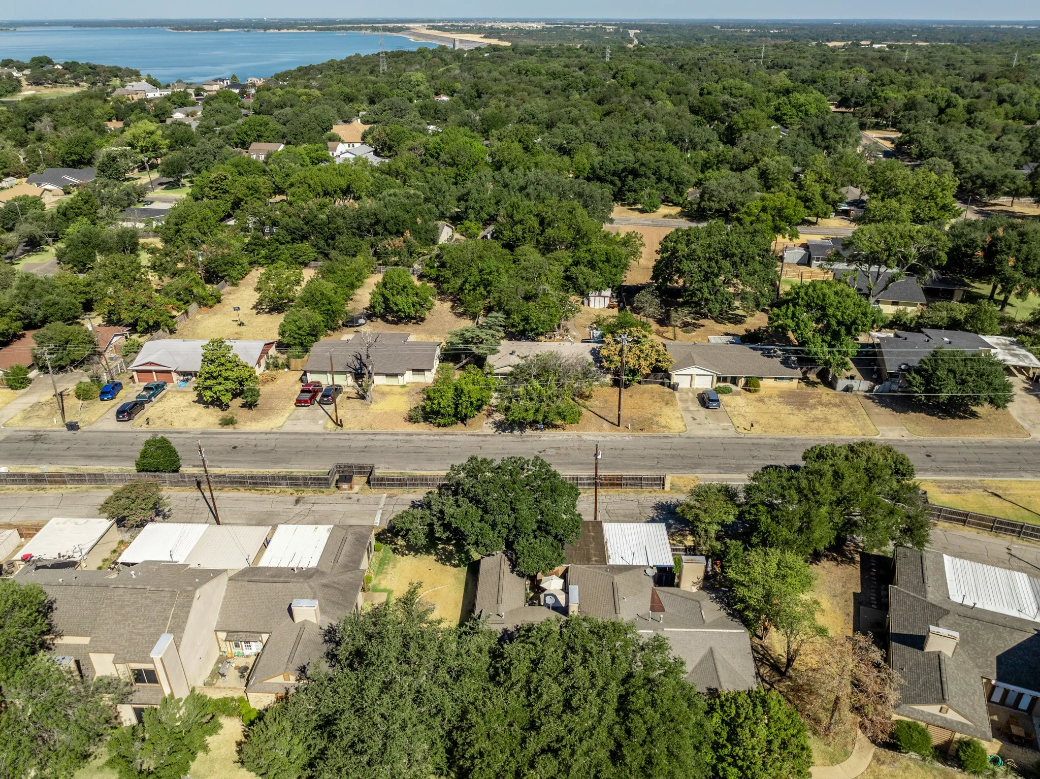 Townhouse For Sale in Mc Lennan County , 3311 Chimney Place Drive, Waco, Texas 76708, 2 Bedroom, 2 Bathroom, 2 Garage spaces, 1,457 Sqft, built in 1984, mls#21390060, Real Estate Agent in Waco, Homes For Sale in Mc Lennan county, Homes For Sale in Waco, Realtor in Waco Texas, Real Estate Brokerage Independent Realty Texas, Luminita Cordes Realtor