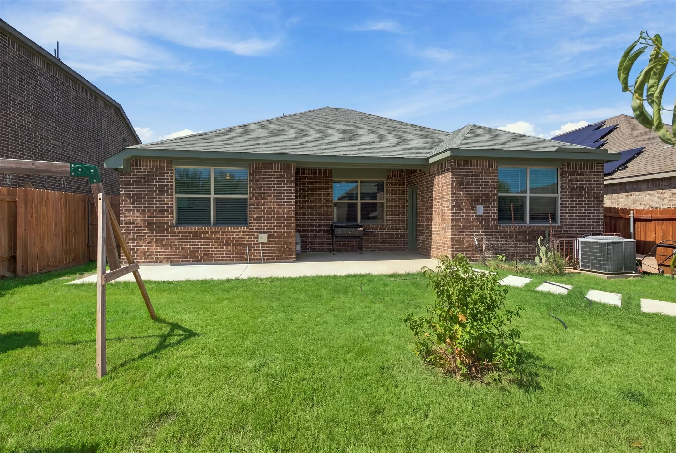 Single Family Residence For Rent in Tarrant County , 13641 Fehrman Road, Crowley, Texas 76036, 3 Bedroom, 2 Bathroom, 2 Garage spaces, 1,580 Sqft, built in 2020, mls#21386945, Real Estate Agent in Crowley, Homes For Rent in Tarrant county, Homes For Rent in Crowley, Realtor in Crowley Texas, Real Estate Brokerage Independent Realty Texas, Luminita Cordes Realtor