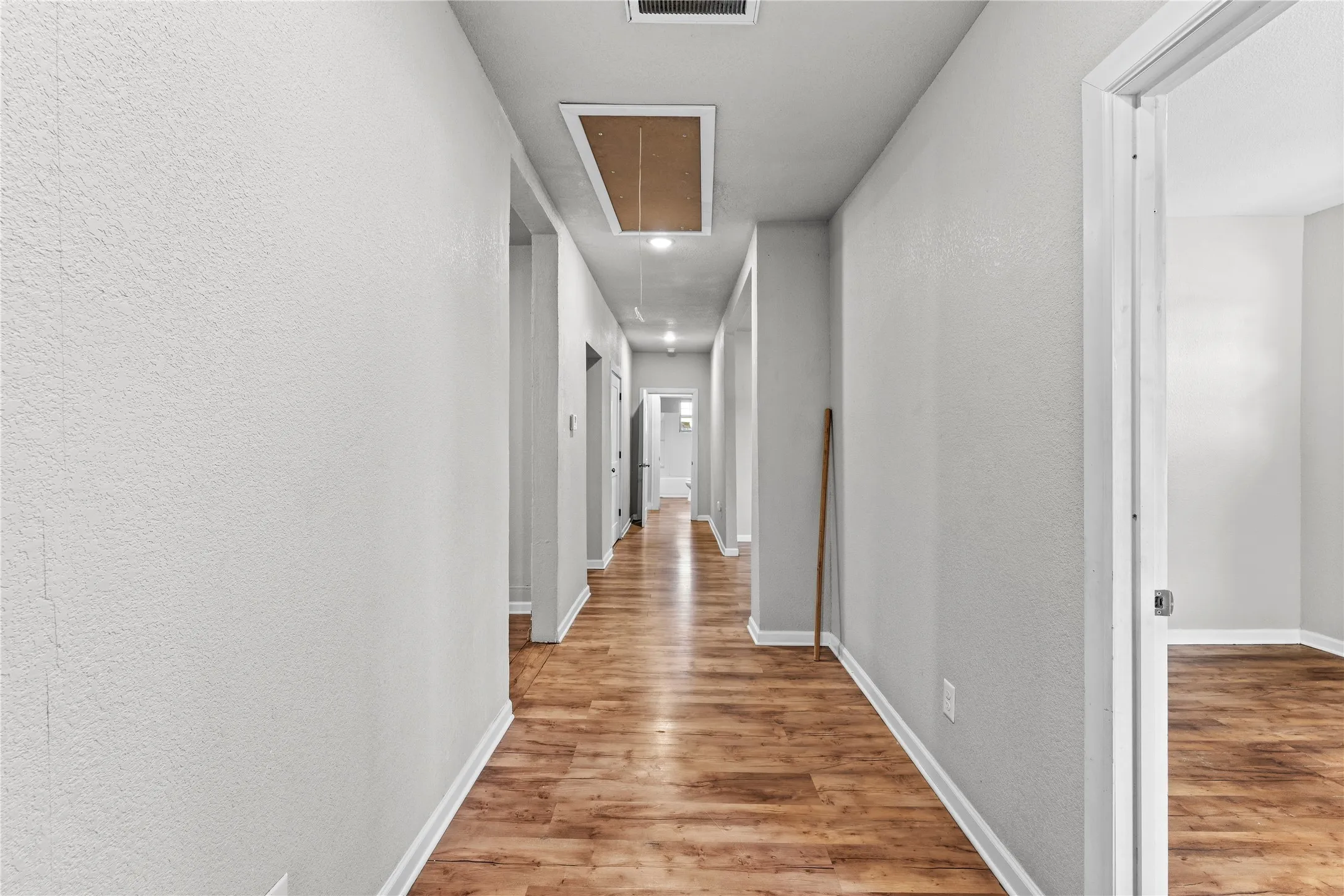 Single Family Residence For Sale in Mc Lennan County , 2601 Gorman Avenue, Waco, Texas 76707, 4 Bedroom, 2 Bathroom, Garage spaces, 1,699 Sqft, built in 1930, mls#21390960, Real Estate Agent in Waco, Homes For Sale in Mc Lennan county, Homes For Sale in Waco, Realtor in Waco Texas, Real Estate Brokerage Independent Realty Texas, Luminita Cordes Realtor