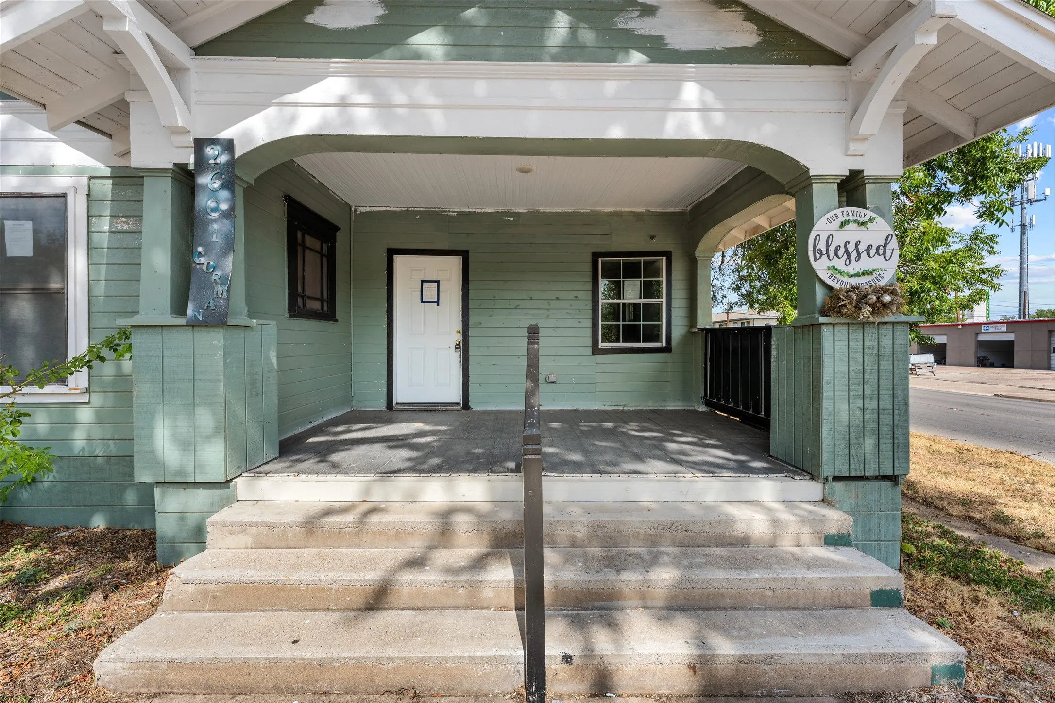 Single Family Residence For Sale in Mc Lennan County , 2601 Gorman Avenue, Waco, Texas 76707, 4 Bedroom, 2 Bathroom, Garage spaces, 1,699 Sqft, built in 1930, mls#21390960, Real Estate Agent in Waco, Homes For Sale in Mc Lennan county, Homes For Sale in Waco, Realtor in Waco Texas, Real Estate Brokerage Independent Realty Texas, Luminita Cordes Realtor