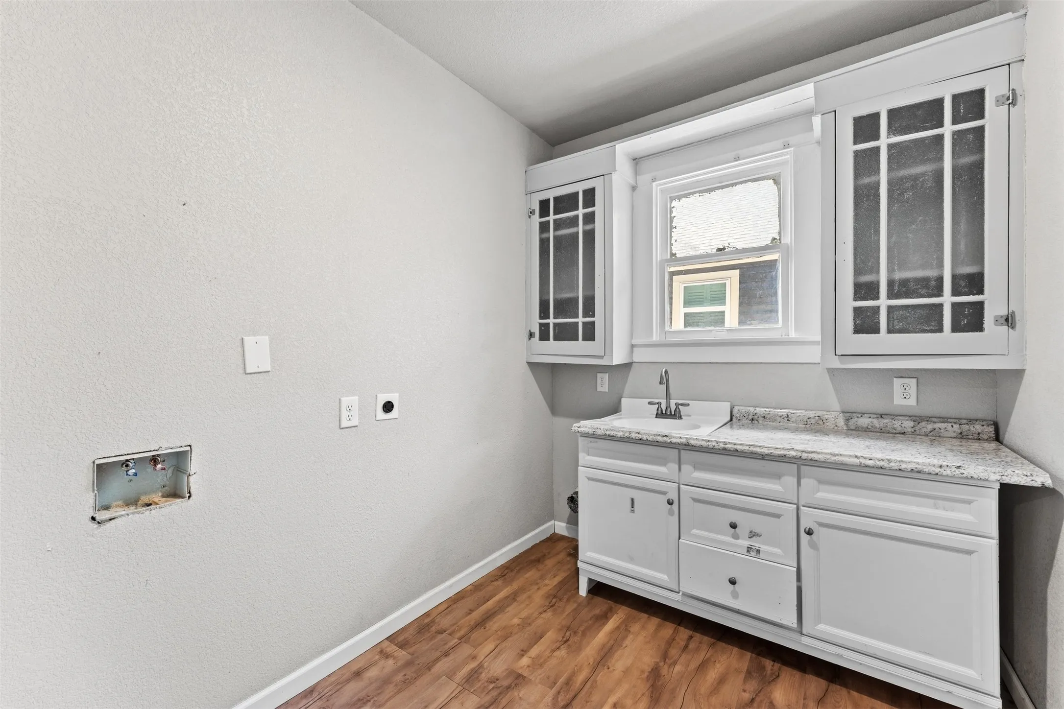 Single Family Residence For Sale in Mc Lennan County , 2601 Gorman Avenue, Waco, Texas 76707, 4 Bedroom, 2 Bathroom, Garage spaces, 1,699 Sqft, built in 1930, mls#21390960, Real Estate Agent in Waco, Homes For Sale in Mc Lennan county, Homes For Sale in Waco, Realtor in Waco Texas, Real Estate Brokerage Independent Realty Texas, Luminita Cordes Realtor