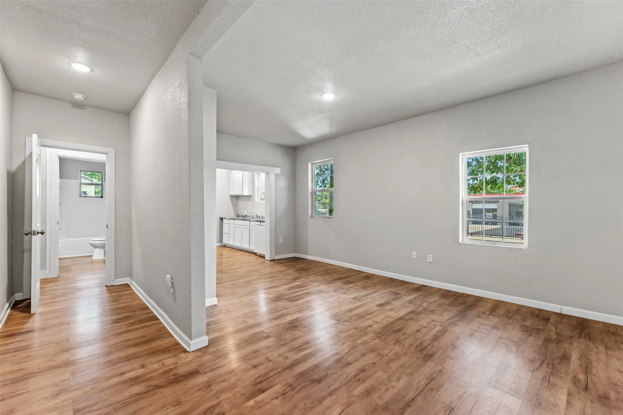 Single Family Residence For Sale in Mc Lennan County , 2601 Gorman Avenue, Waco, Texas 76707, 4 Bedroom, 2 Bathroom, Garage spaces, 1,699 Sqft, built in 1930, mls#21390960, Real Estate Agent in Waco, Homes For Sale in Mc Lennan county, Homes For Sale in Waco, Realtor in Waco Texas, Real Estate Brokerage Independent Realty Texas, Luminita Cordes Realtor