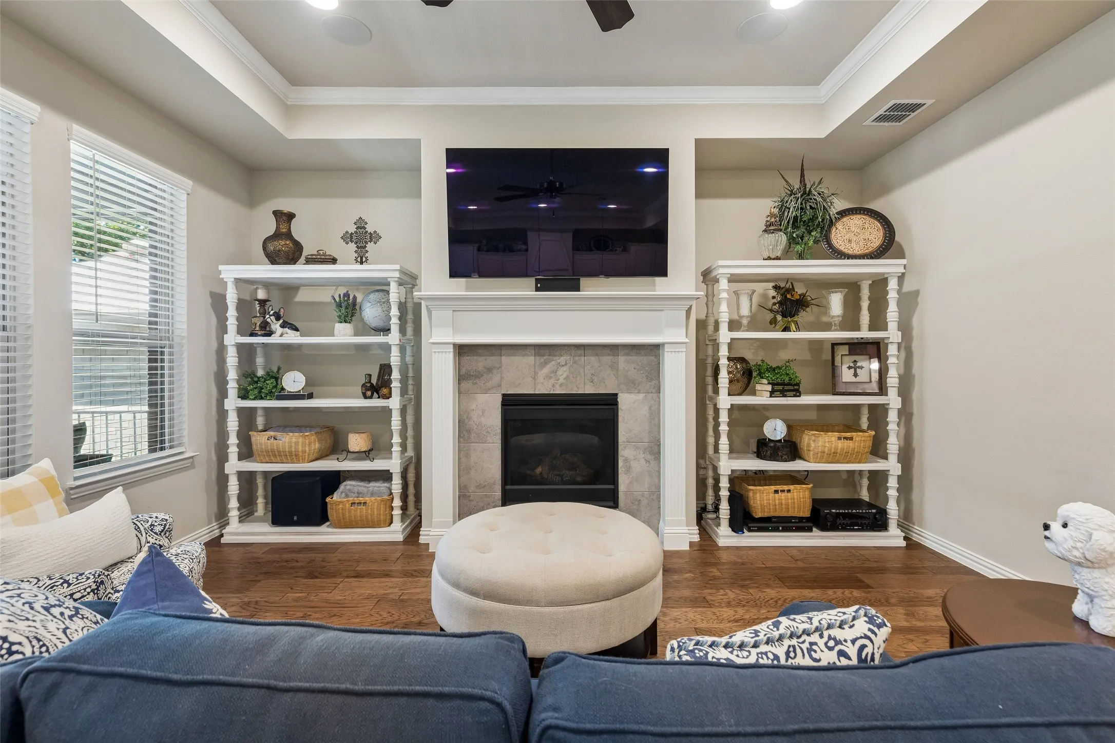 Single Family Residence For Sale in Denton County , 1021 Ladera Boulevard, Highland Village, Texas 75077, 2 Bedroom, 2 Bathroom, 2 Garage spaces, 1,890 Sqft, built in 2020, mls#21381444, Real Estate Agent in Highland Village, Homes For Sale in Denton county, Homes For Sale in Highland Village, Realtor in Highland Village Texas, Real Estate Brokerage Independent Realty Texas, Luminita Cordes Realtor
