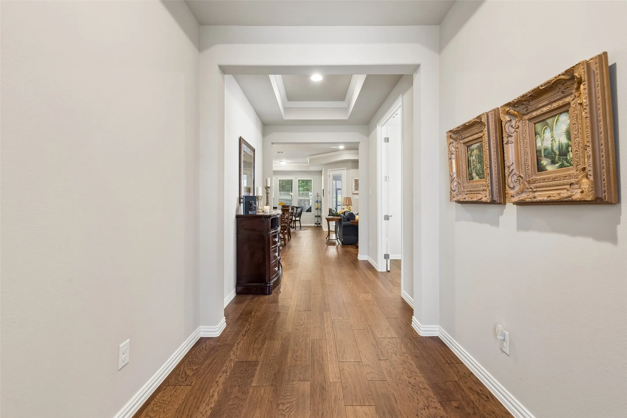 Single Family Residence For Sale in Denton County , 1021 Ladera Boulevard, Highland Village, Texas 75077, 2 Bedroom, 2 Bathroom, 2 Garage spaces, 1,890 Sqft, built in 2020, mls#21381444, Real Estate Agent in Highland Village, Homes For Sale in Denton county, Homes For Sale in Highland Village, Realtor in Highland Village Texas, Real Estate Brokerage Independent Realty Texas, Luminita Cordes Realtor