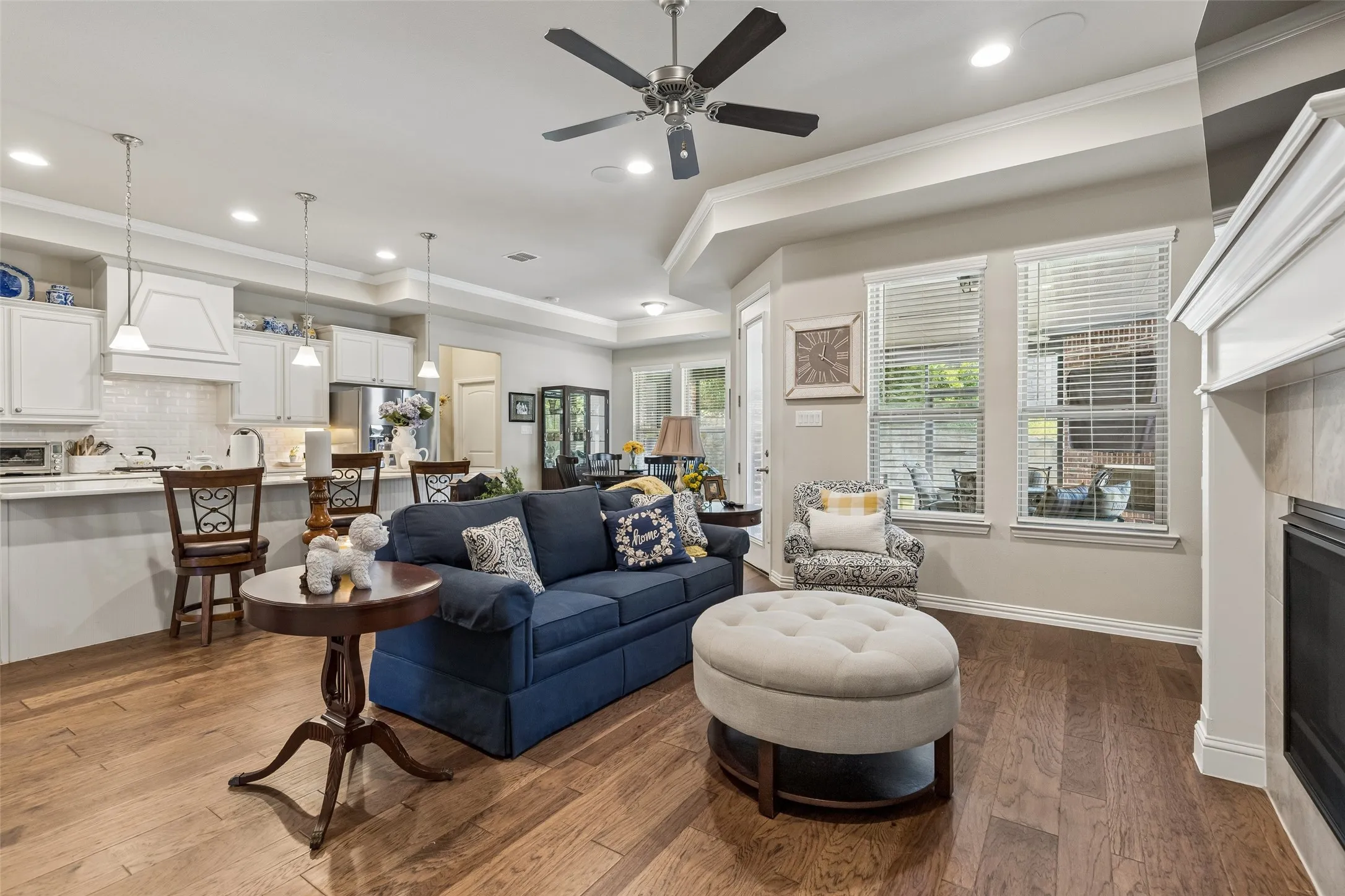 Single Family Residence For Sale in Denton County , 1021 Ladera Boulevard, Highland Village, Texas 75077, 2 Bedroom, 2 Bathroom, 2 Garage spaces, 1,890 Sqft, built in 2020, mls#21381444, Real Estate Agent in Highland Village, Homes For Sale in Denton county, Homes For Sale in Highland Village, Realtor in Highland Village Texas, Real Estate Brokerage Independent Realty Texas, Luminita Cordes Realtor
