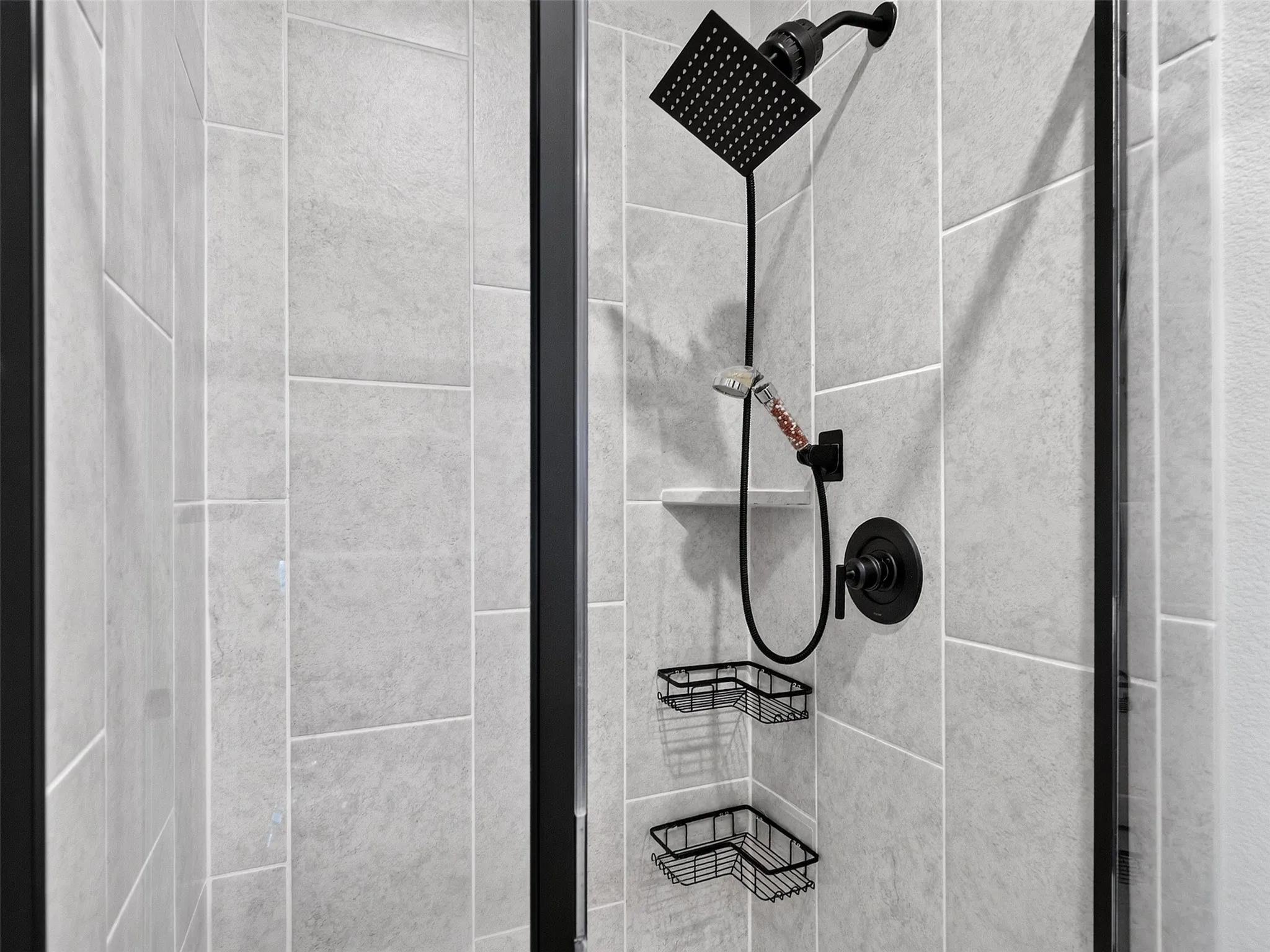 specialty filtered water dual showerhead