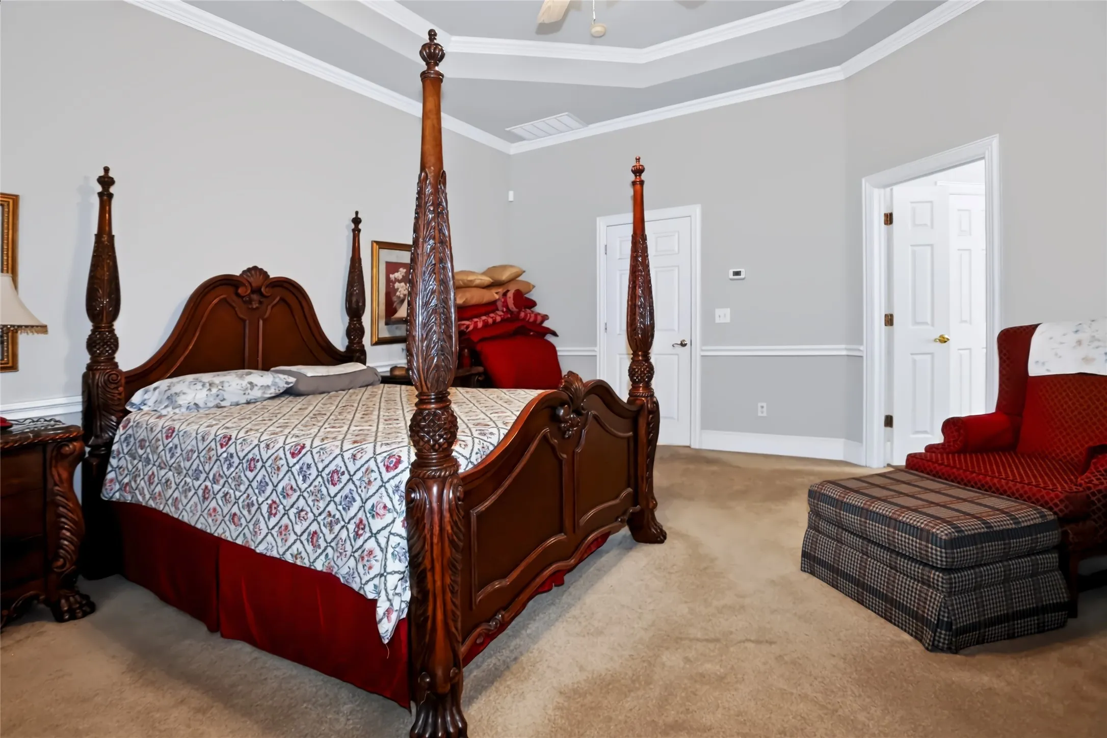 Single Family Residence For Sale in Parker County , 170 Park Place Circle, Cresson, Texas 76035, 4 Bedroom, 3 Bathroom, 3 Garage spaces, 3,327 Sqft, built in 2002, mls#21390966, Real Estate Agent in Cresson, Homes For Sale in Parker county, Homes For Sale in Cresson, Realtor in Cresson Texas, Real Estate Brokerage Independent Realty Texas, Luminita Cordes Realtor