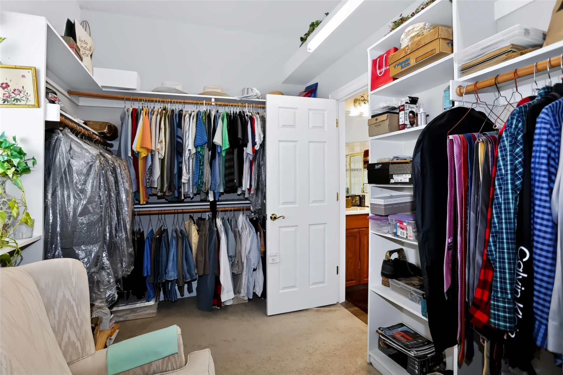 Single Family Residence For Sale in Parker County , 170 Park Place Circle, Cresson, Texas 76035, 4 Bedroom, 3 Bathroom, 3 Garage spaces, 3,327 Sqft, built in 2002, mls#21390966, Real Estate Agent in Cresson, Homes For Sale in Parker county, Homes For Sale in Cresson, Realtor in Cresson Texas, Real Estate Brokerage Independent Realty Texas, Luminita Cordes Realtor