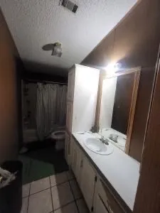 Manufactured Home For Sale in Fannin County , 851 County Road 4625, Trenton, Texas 75490, 3 Bedroom, 2 Bathroom, Garage spaces, 1,984 Sqft, built in 1999, mls#21390968, Real Estate Agent in Trenton, Homes For Sale in Fannin county, Homes For Sale in Trenton, Realtor in Trenton Texas, Real Estate Brokerage Independent Realty Texas, Luminita Cordes Realtor