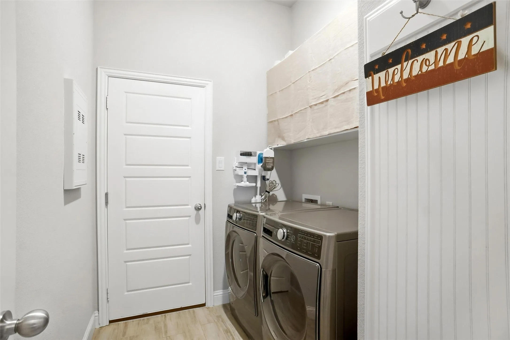Landry Room Welcomes You to do Your Laundry