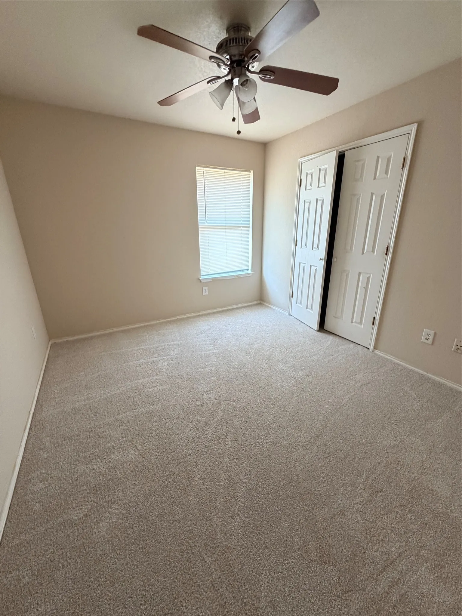 Single Family Residence For Rent in Dallas County , 1149 Weaver Street, Cedar Hill, Texas 75104, 3 Bedroom, 2 Bathroom, 2 Garage spaces, 1,690 Sqft, built in 1998, mls#21390969, Real Estate Agent in Cedar Hill, Homes For Rent in Dallas county, Homes For Rent in Cedar Hill, Realtor in Cedar Hill Texas, Real Estate Brokerage Independent Realty Texas, Luminita Cordes Realtor