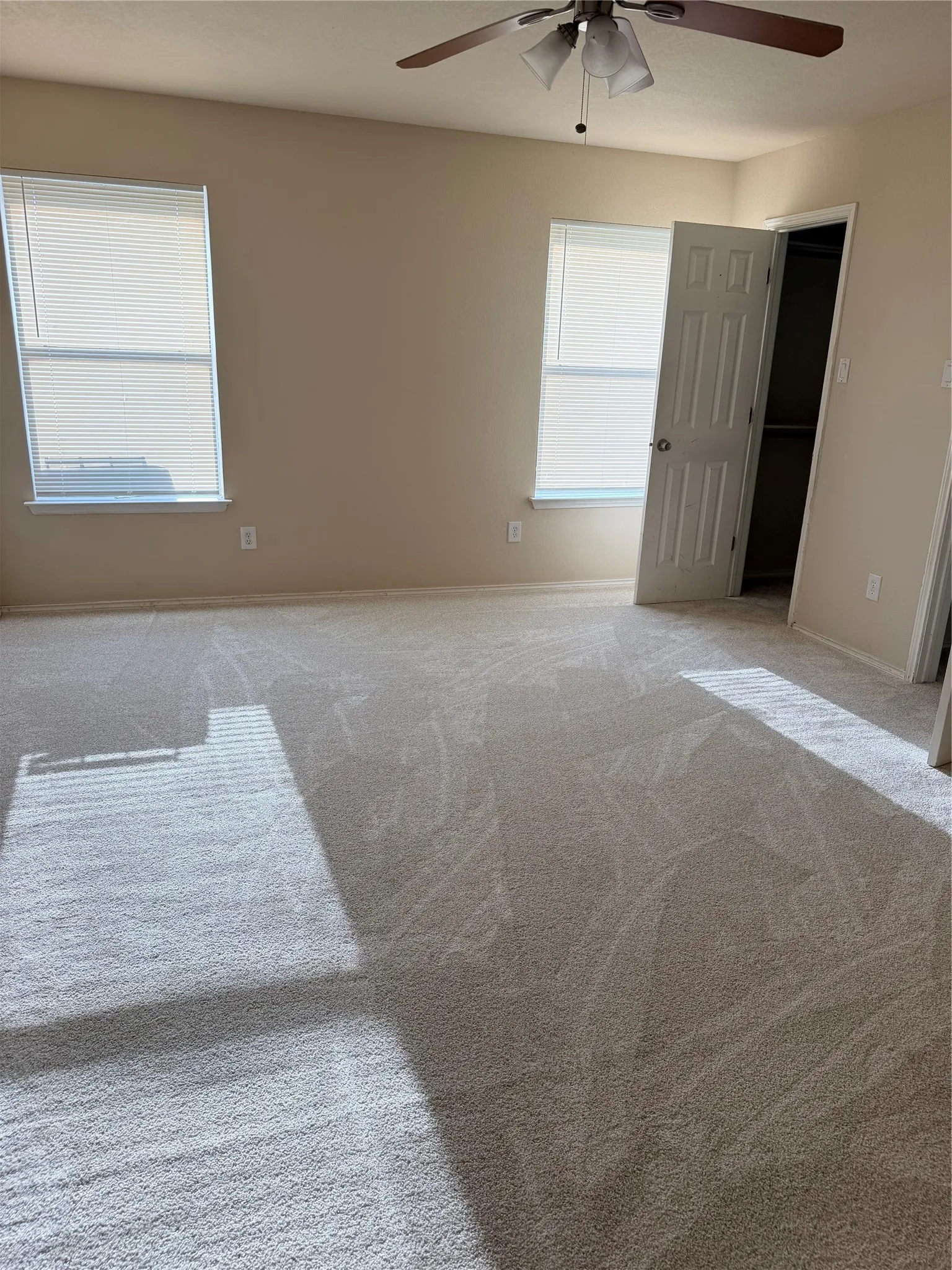 Single Family Residence For Rent in Dallas County , 1149 Weaver Street, Cedar Hill, Texas 75104, 3 Bedroom, 2 Bathroom, 2 Garage spaces, 1,690 Sqft, built in 1998, mls#21390969, Real Estate Agent in Cedar Hill, Homes For Rent in Dallas county, Homes For Rent in Cedar Hill, Realtor in Cedar Hill Texas, Real Estate Brokerage Independent Realty Texas, Luminita Cordes Realtor