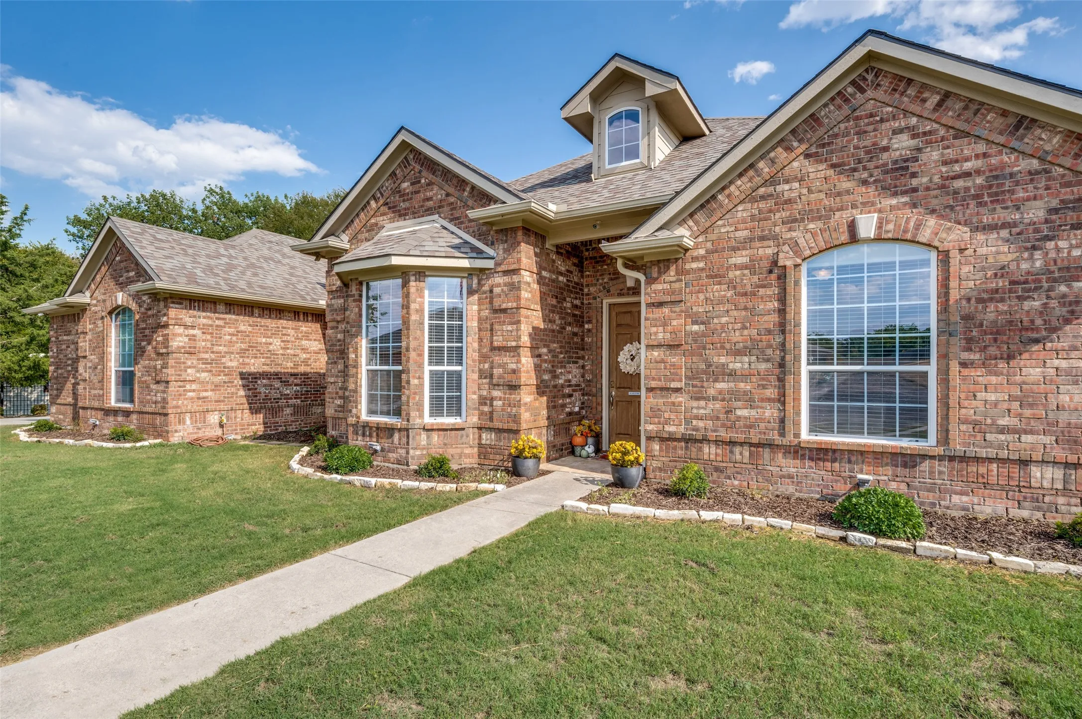 Stunning semi custom home!