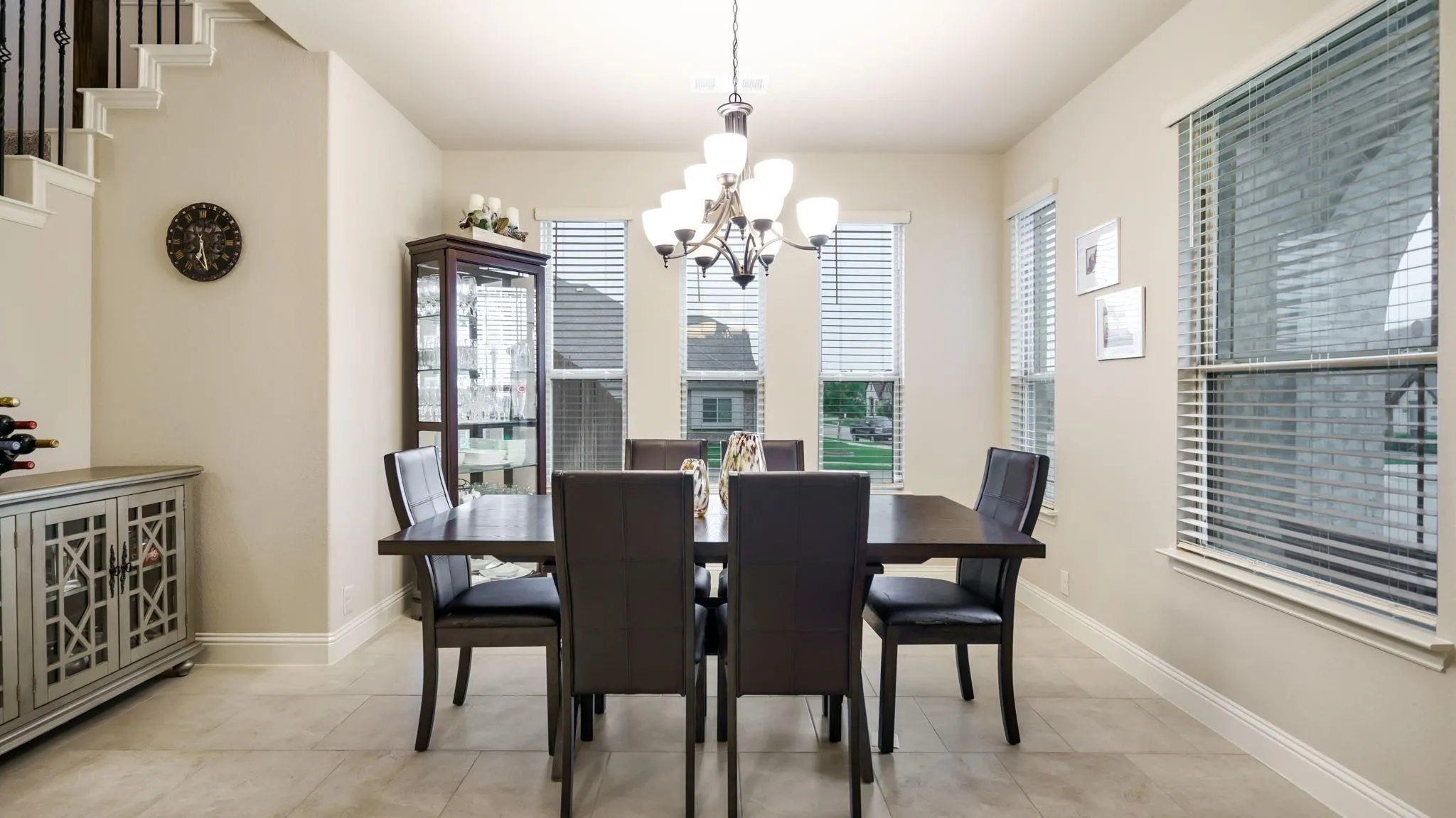 Single Family Residence For Rent in Ellis County , 2613 Turning Leaf Lane, Midlothian, Texas 76065, 4 Bedroom, 3 Bathroom, 2 Garage spaces, 2,892 Sqft, built in 2021, mls#21390848, Real Estate Agent in Midlothian, Homes For Rent in Ellis county, Homes For Rent in Midlothian, Realtor in Midlothian Texas, Real Estate Brokerage Independent Realty Texas, Luminita Cordes Realtor