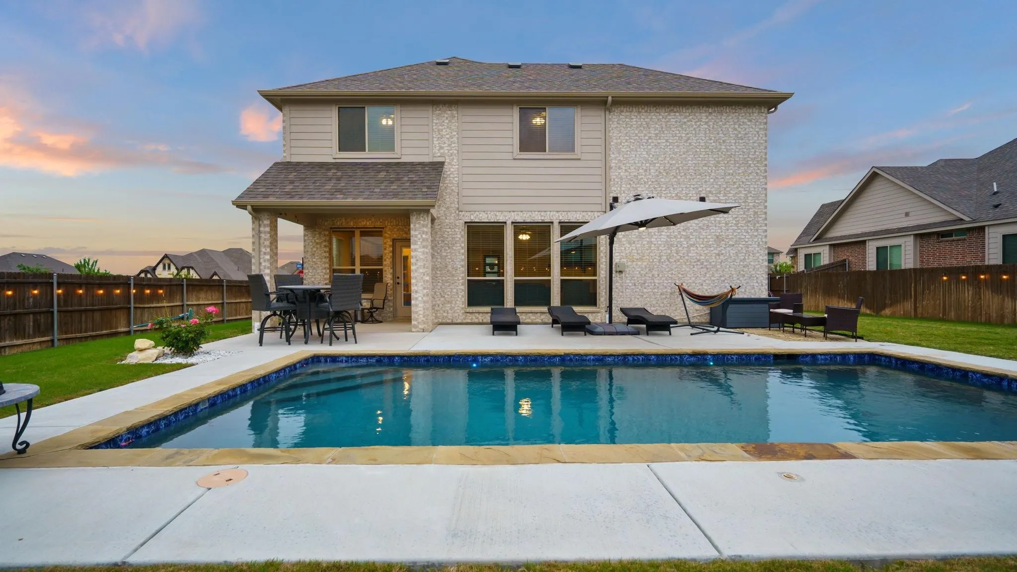 Single Family Residence For Rent in Ellis County , 2613 Turning Leaf Lane, Midlothian, Texas 76065, 4 Bedroom, 3 Bathroom, 2 Garage spaces, 2,892 Sqft, built in 2021, mls#21390848, Real Estate Agent in Midlothian, Homes For Rent in Ellis county, Homes For Rent in Midlothian, Realtor in Midlothian Texas, Real Estate Brokerage Independent Realty Texas, Luminita Cordes Realtor