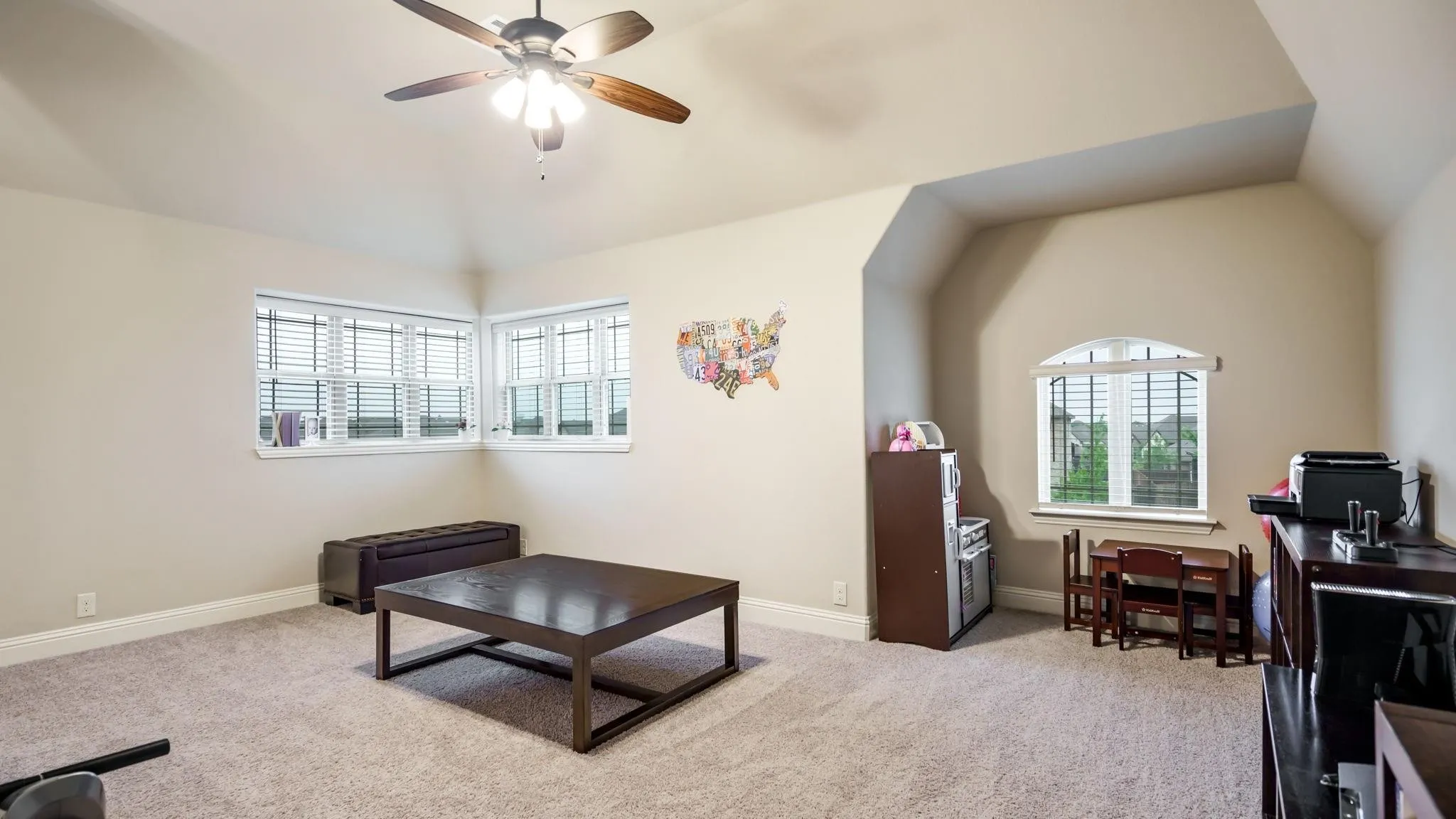 Single Family Residence For Rent in Ellis County , 2613 Turning Leaf Lane, Midlothian, Texas 76065, 4 Bedroom, 3 Bathroom, 2 Garage spaces, 2,892 Sqft, built in 2021, mls#21390848, Real Estate Agent in Midlothian, Homes For Rent in Ellis county, Homes For Rent in Midlothian, Realtor in Midlothian Texas, Real Estate Brokerage Independent Realty Texas, Luminita Cordes Realtor