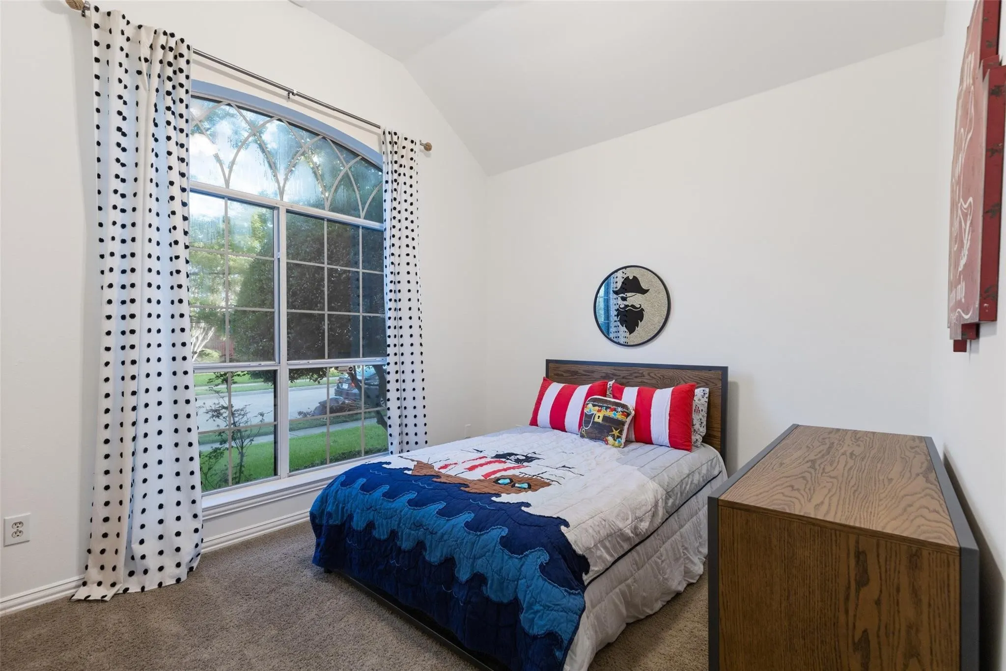 Single Family Residence For Rent in Collin County , 5915 Willow Wood Lane, Dallas, Texas 75252, 3 Bedroom, 3 Bathroom, 2 Garage spaces, 2,297 Sqft, built in 1995, mls#21389736, Real Estate Agent in Dallas, Homes For Rent in Collin county, Homes For Rent in Dallas, Realtor in Dallas Texas, Real Estate Brokerage Independent Realty Texas, Luminita Cordes Realtor