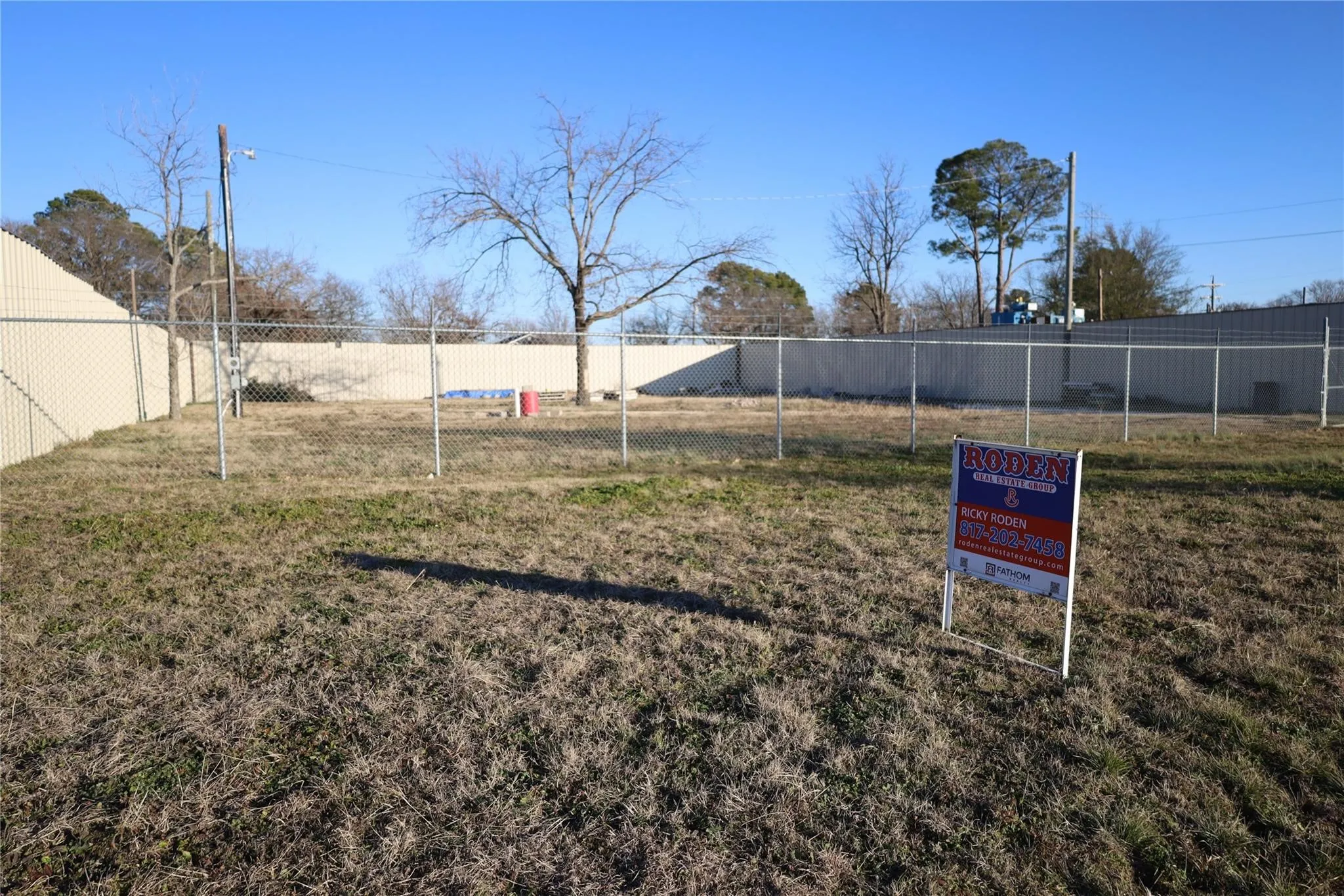 Unimproved Land For Sale in Johnson County , 4208 C N Main Street, Cleburne, Texas 76058, 0, 0, Garage spaces, 0 Sqft, built in 0, mls#21390980, Real Estate Agent in Cleburne, Homes For Sale in Johnson county, Homes For Sale in Cleburne, Realtor in Cleburne Texas, Real Estate Brokerage Independent Realty Texas, Luminita Cordes Realtor