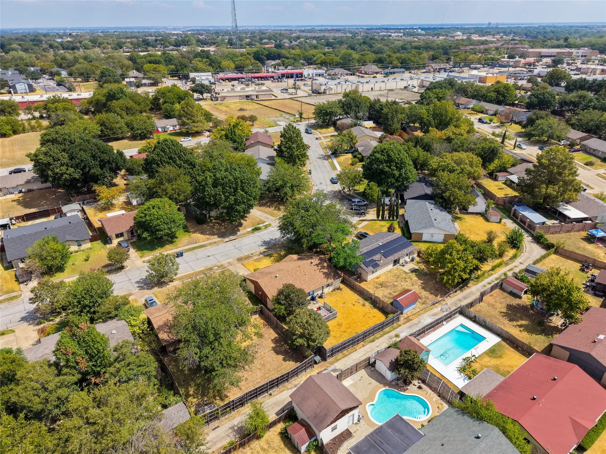 Single Family Residence For Sale in Dallas County , 5434 Laredo Lane, Garland, Texas 75043, 4 Bedroom, 2 Bathroom, Garage spaces, 1,750 Sqft, built in 1971, mls#21390976, Real Estate Agent in Garland, Homes For Sale in Dallas county, Homes For Sale in Garland, Realtor in Garland Texas, Real Estate Brokerage Independent Realty Texas, Luminita Cordes Realtor
