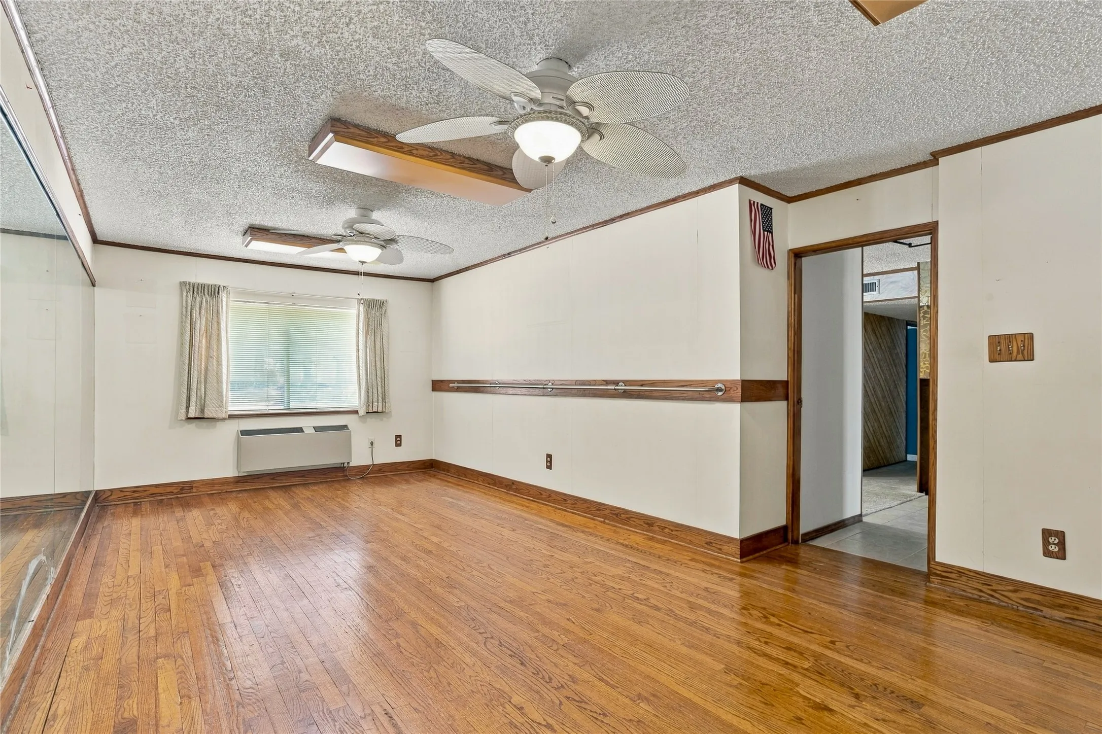 Converted Garage - Flex Space