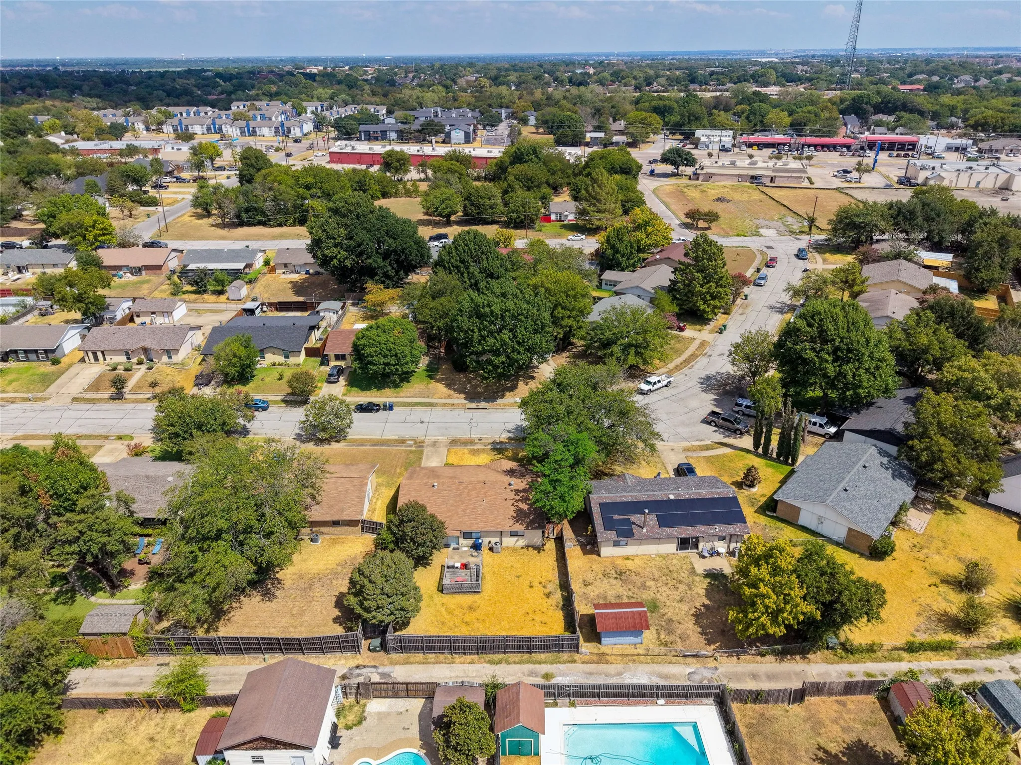 Single Family Residence For Sale in Dallas County , 5434 Laredo Lane, Garland, Texas 75043, 4 Bedroom, 2 Bathroom, Garage spaces, 1,750 Sqft, built in 1971, mls#21390976, Real Estate Agent in Garland, Homes For Sale in Dallas county, Homes For Sale in Garland, Realtor in Garland Texas, Real Estate Brokerage Independent Realty Texas, Luminita Cordes Realtor