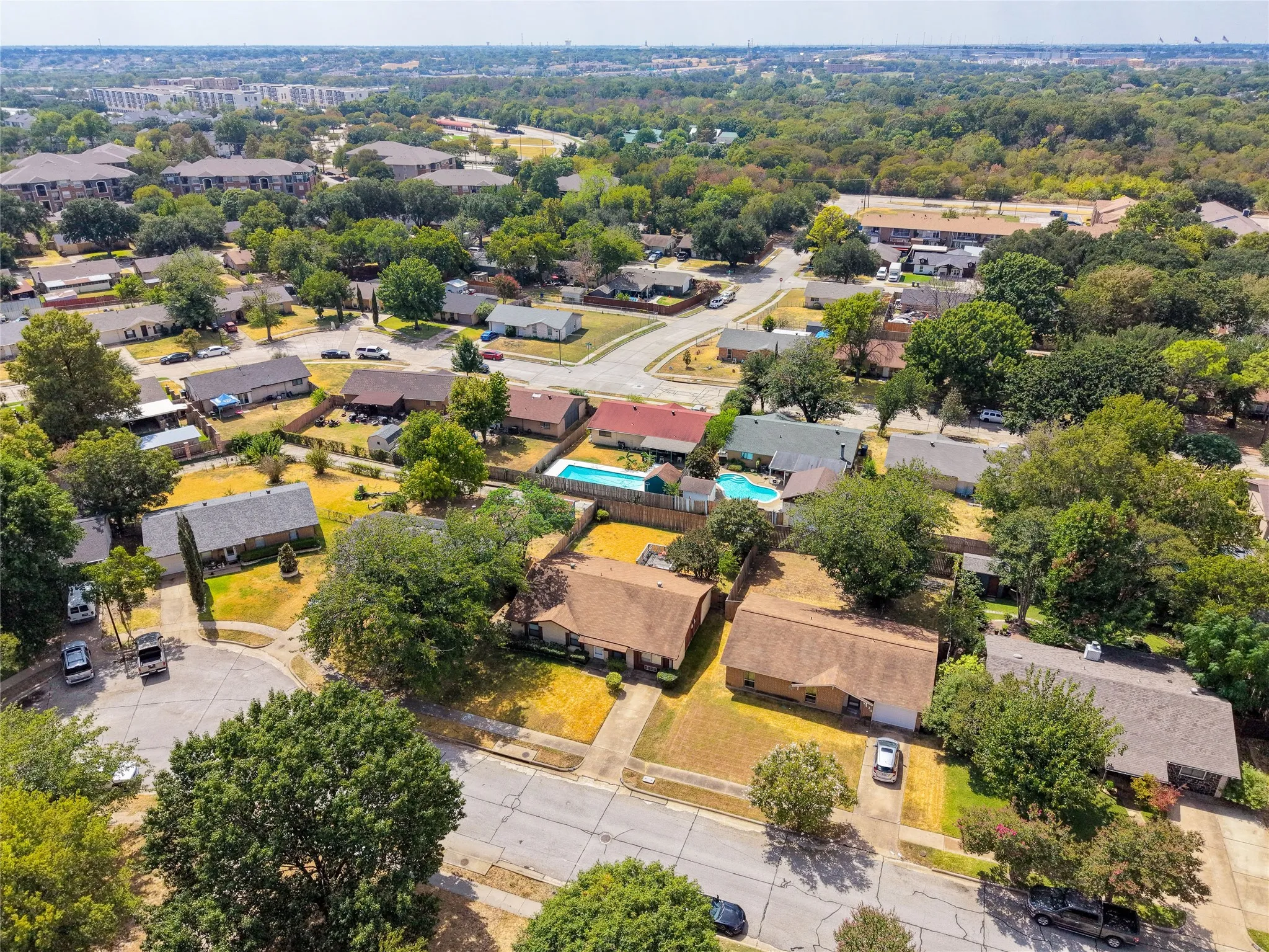 Single Family Residence For Sale in Dallas County , 5434 Laredo Lane, Garland, Texas 75043, 4 Bedroom, 2 Bathroom, Garage spaces, 1,750 Sqft, built in 1971, mls#21390976, Real Estate Agent in Garland, Homes For Sale in Dallas county, Homes For Sale in Garland, Realtor in Garland Texas, Real Estate Brokerage Independent Realty Texas, Luminita Cordes Realtor