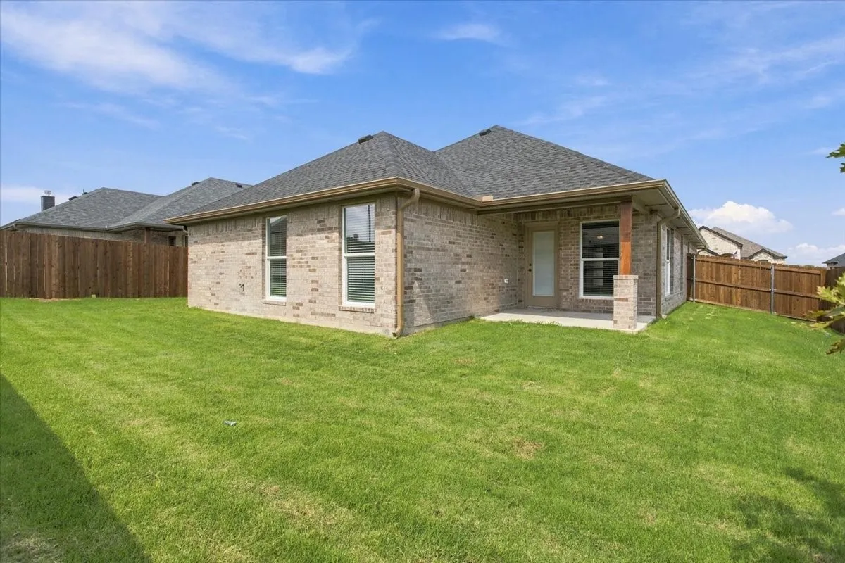 Single Family Residence For Sale in Grayson County , 4218 Hummingbird Drive, Sherman, Texas 75092, 4 Bedroom, 2 Bathroom, 2 Garage spaces, 1,600 Sqft, built in 2026, mls#21390985, Real Estate Agent in Sherman, Homes For Sale in Grayson county, Homes For Sale in Sherman, Realtor in Sherman Texas, Real Estate Brokerage Independent Realty Texas, Luminita Cordes Realtor