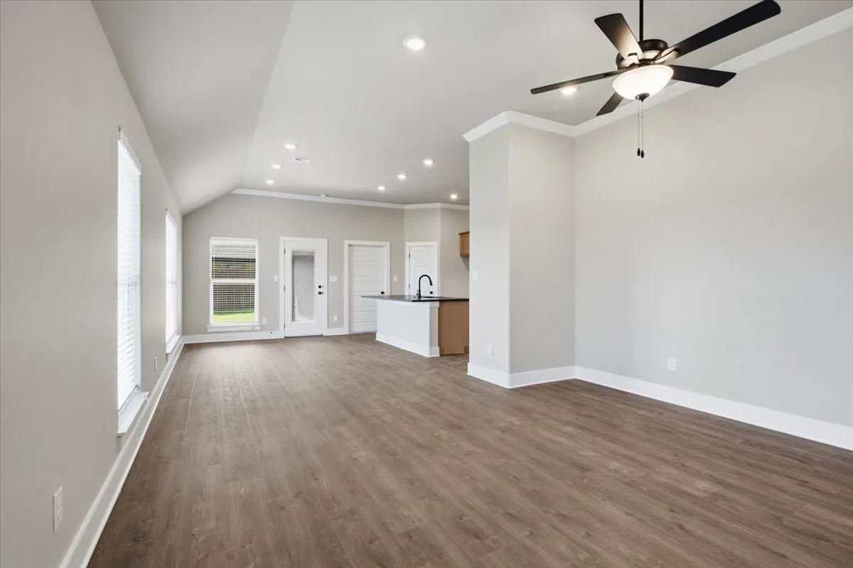 Single Family Residence For Sale in Grayson County , 4218 Hummingbird Drive, Sherman, Texas 75092, 4 Bedroom, 2 Bathroom, 2 Garage spaces, 1,600 Sqft, built in 2026, mls#21390985, Real Estate Agent in Sherman, Homes For Sale in Grayson county, Homes For Sale in Sherman, Realtor in Sherman Texas, Real Estate Brokerage Independent Realty Texas, Luminita Cordes Realtor