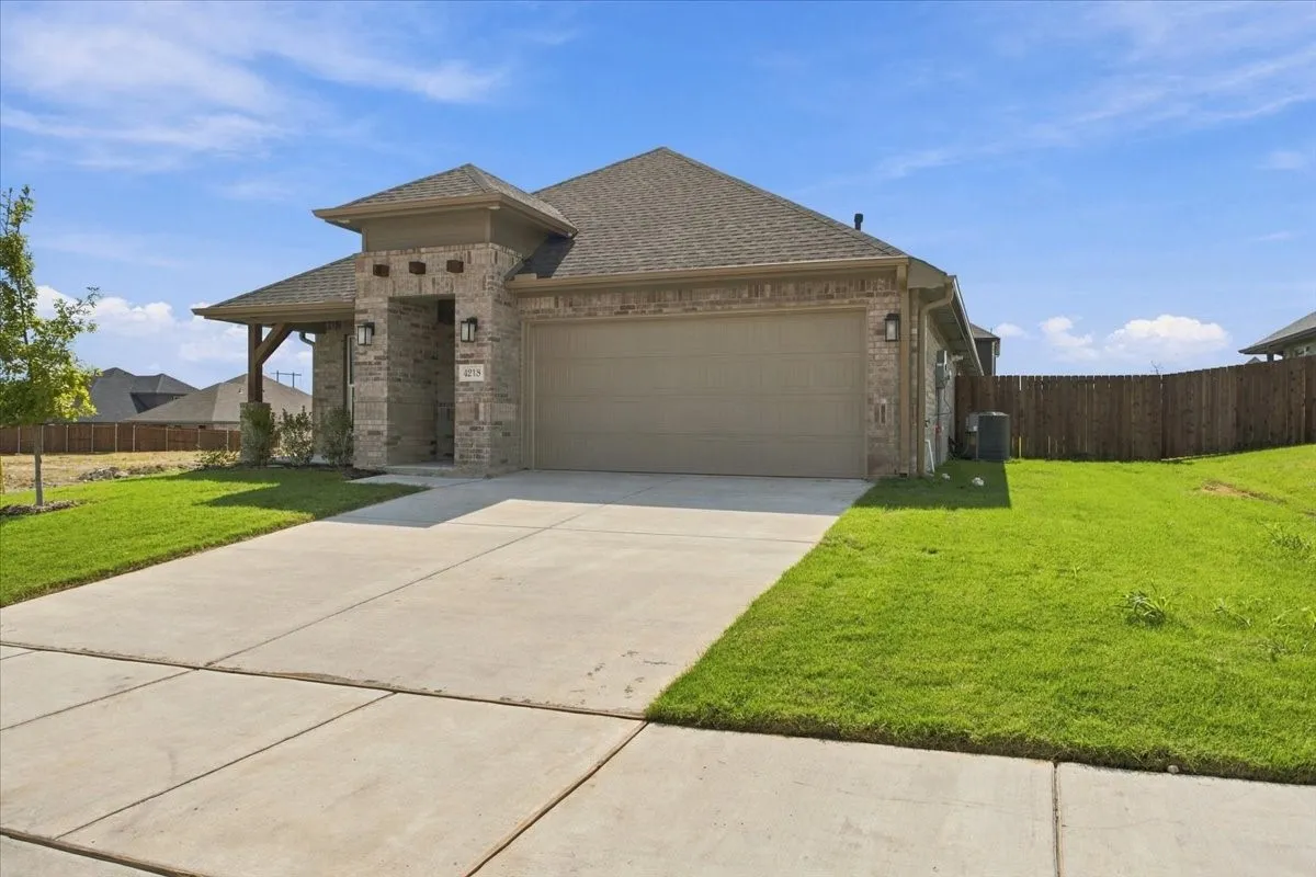 Single Family Residence For Sale in Grayson County , 4218 Hummingbird Drive, Sherman, Texas 75092, 4 Bedroom, 2 Bathroom, 2 Garage spaces, 1,600 Sqft, built in 2026, mls#21390985, Real Estate Agent in Sherman, Homes For Sale in Grayson county, Homes For Sale in Sherman, Realtor in Sherman Texas, Real Estate Brokerage Independent Realty Texas, Luminita Cordes Realtor