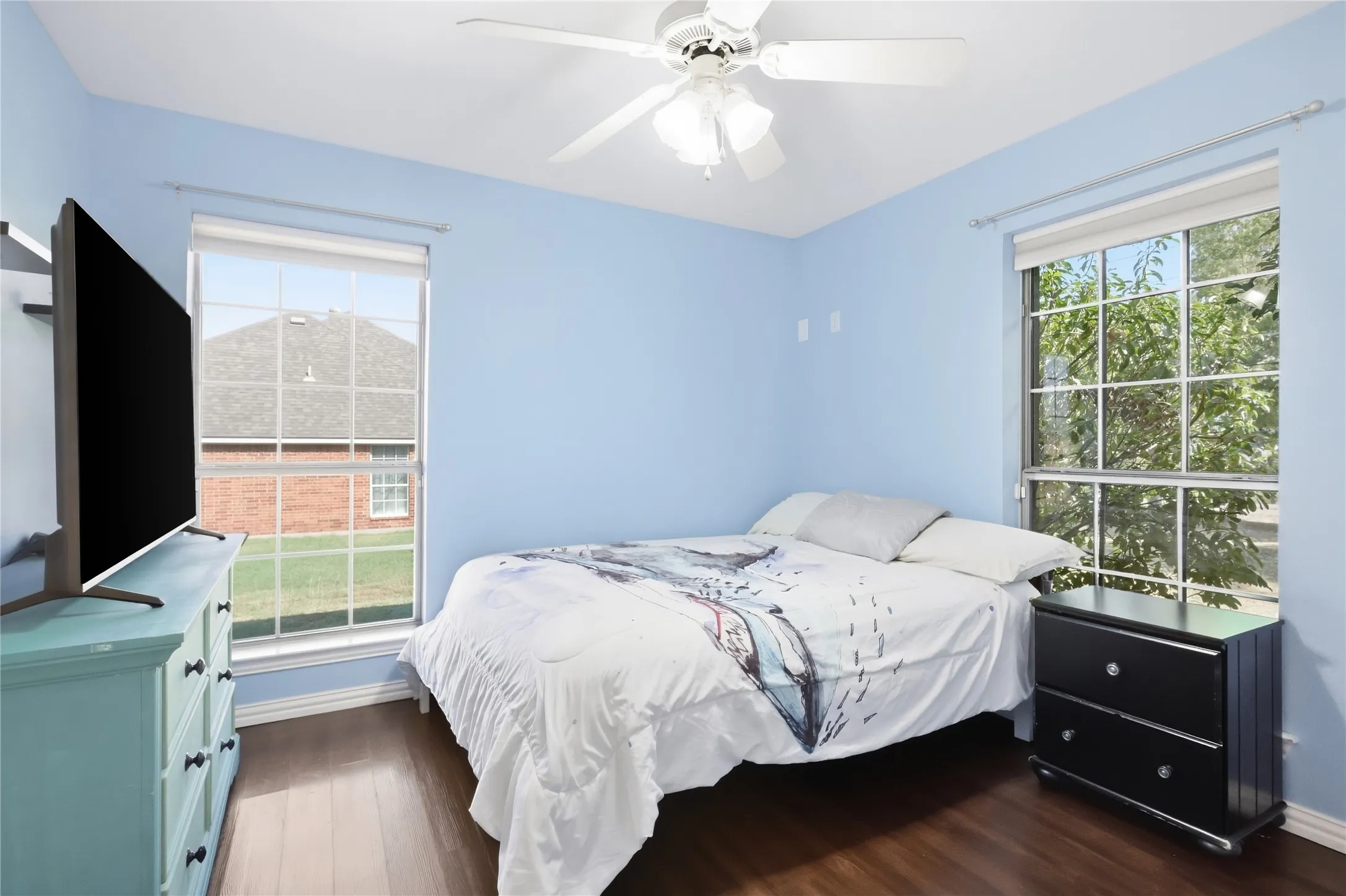Single Family Residence For Sale in Kaufman County , 11151 County Road 213, Forney, Texas 75126, 4 Bedroom, 2 Bathroom, Garage spaces, 2,308 Sqft, built in 2003, mls#21380729, Real Estate Agent in Forney, Homes For Sale in Kaufman county, Homes For Sale in Forney, Realtor in Forney Texas, Real Estate Brokerage Independent Realty Texas, Luminita Cordes Realtor