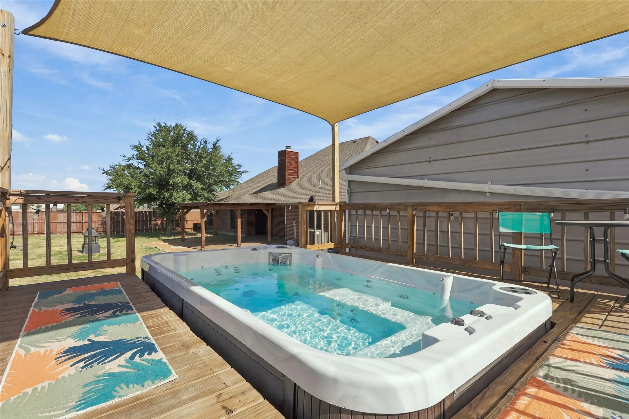 Single Family Residence For Sale in Kaufman County , 11151 County Road 213, Forney, Texas 75126, 4 Bedroom, 2 Bathroom, Garage spaces, 2,308 Sqft, built in 2003, mls#21380729, Real Estate Agent in Forney, Homes For Sale in Kaufman county, Homes For Sale in Forney, Realtor in Forney Texas, Real Estate Brokerage Independent Realty Texas, Luminita Cordes Realtor