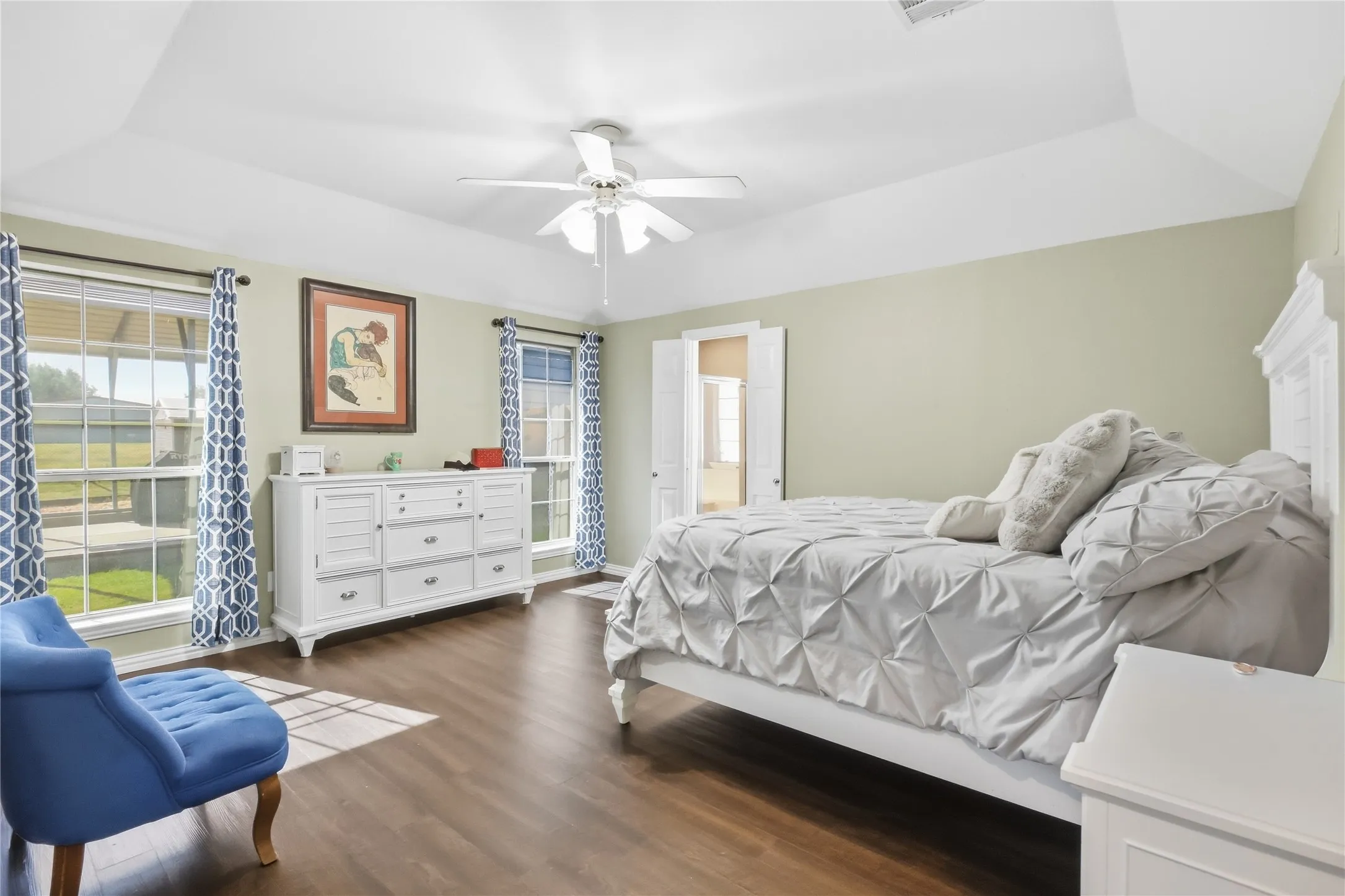 Single Family Residence For Sale in Kaufman County , 11151 County Road 213, Forney, Texas 75126, 4 Bedroom, 2 Bathroom, Garage spaces, 2,308 Sqft, built in 2003, mls#21380729, Real Estate Agent in Forney, Homes For Sale in Kaufman county, Homes For Sale in Forney, Realtor in Forney Texas, Real Estate Brokerage Independent Realty Texas, Luminita Cordes Realtor