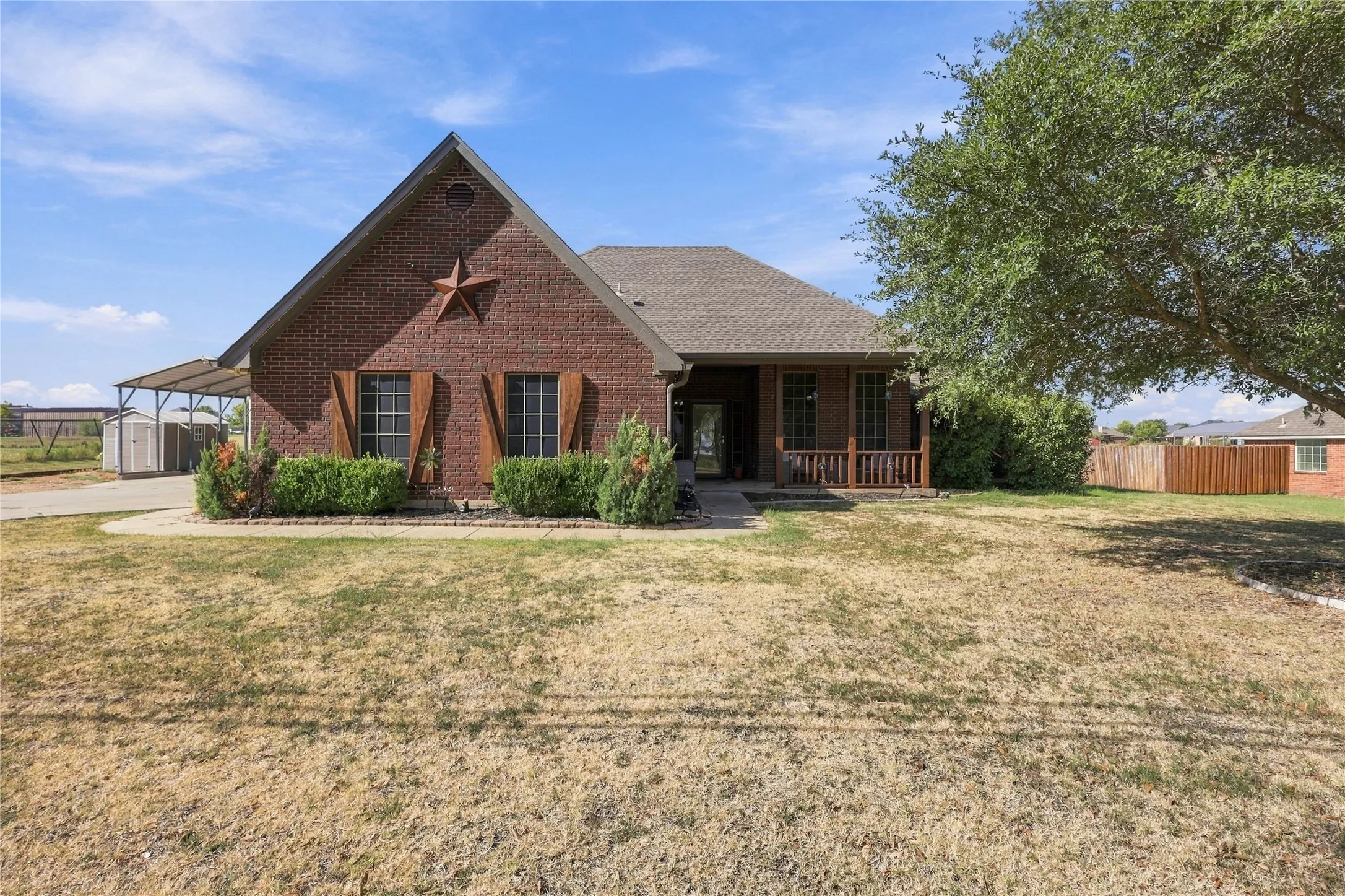 Single Family Residence For Sale