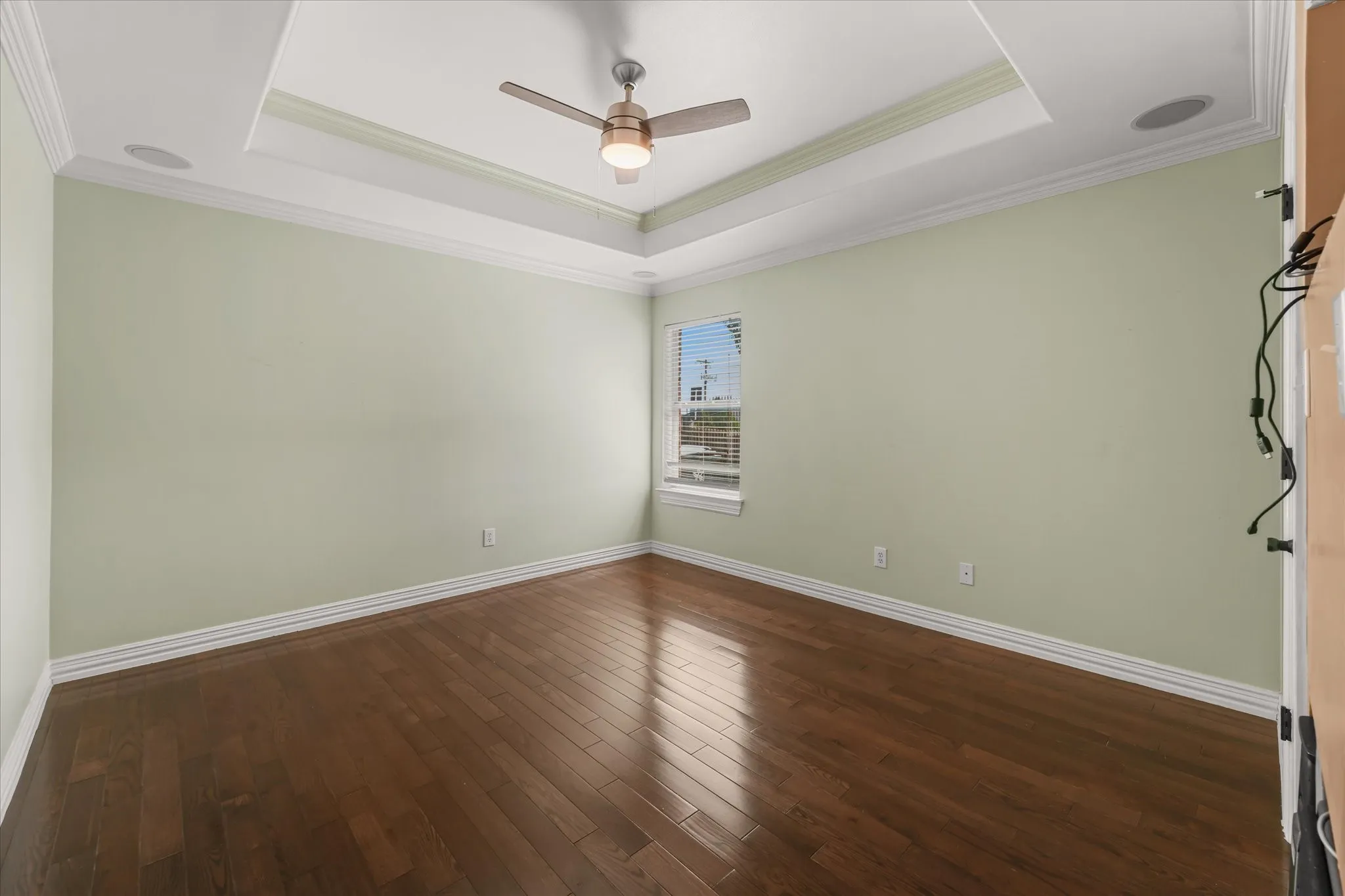 Single Family Residence For Sale in Tarrant County , 7112 Snowy Owl Street, Arlington, Texas 76002, 3 Bedroom, 2 Bathroom, 2 Garage spaces, 2,143 Sqft, built in 2002, mls#21389977, Real Estate Agent in Arlington, Homes For Sale in Tarrant county, Homes For Sale in Arlington, Realtor in Arlington Texas, Real Estate Brokerage Independent Realty Texas, Luminita Cordes Realtor