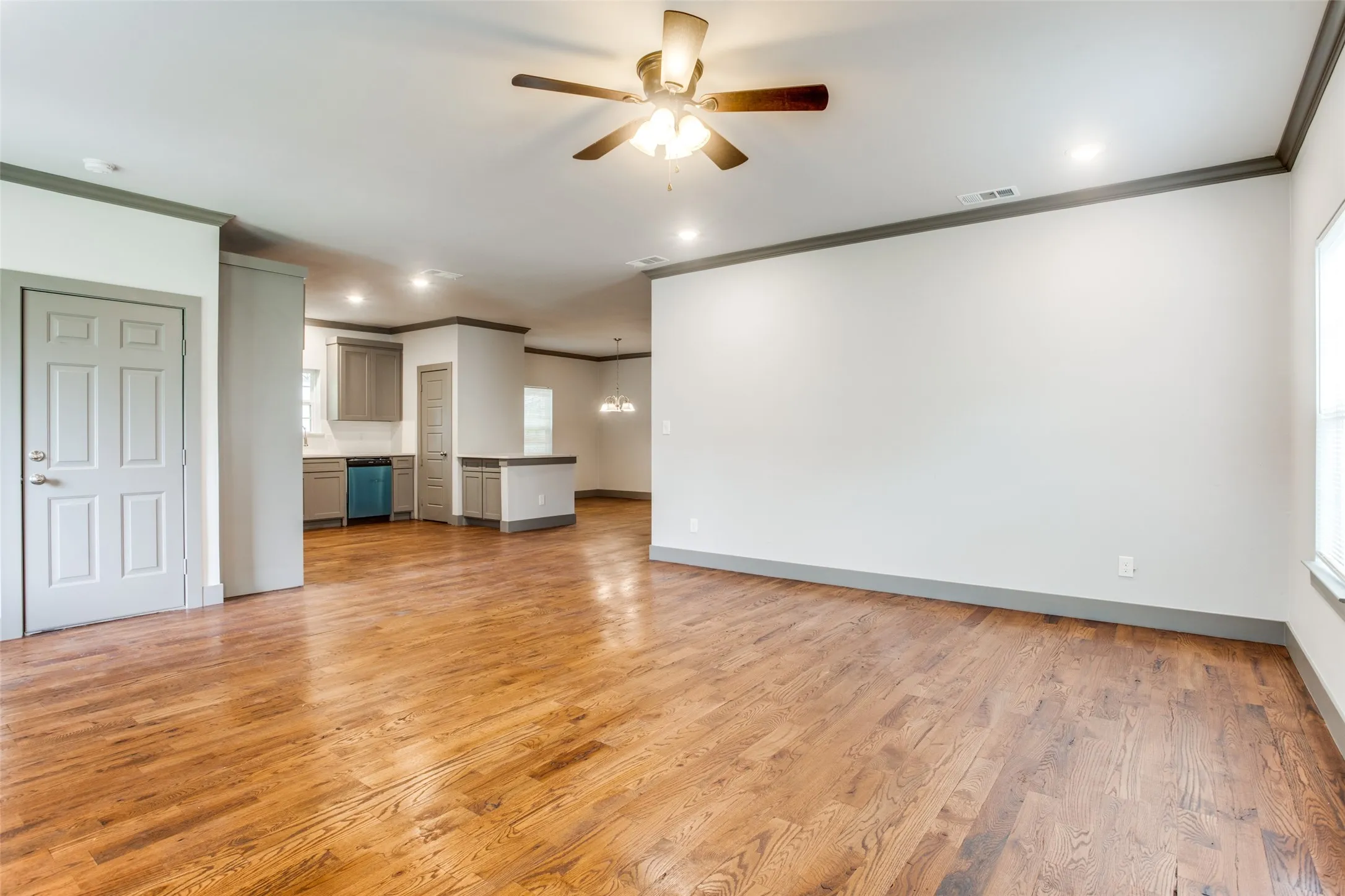 Single Family Residence For Rent in Hunt County , 3601 Henry Street, Greenville, Texas 75401, 3 Bedroom, 2 Bathroom, 1 Garage spaces, 1,800 Sqft, built in 2022, mls#21390030, Real Estate Agent in Greenville, Homes For Rent in Hunt county, Homes For Rent in Greenville, Realtor in Greenville Texas, Real Estate Brokerage Independent Realty Texas, Luminita Cordes Realtor