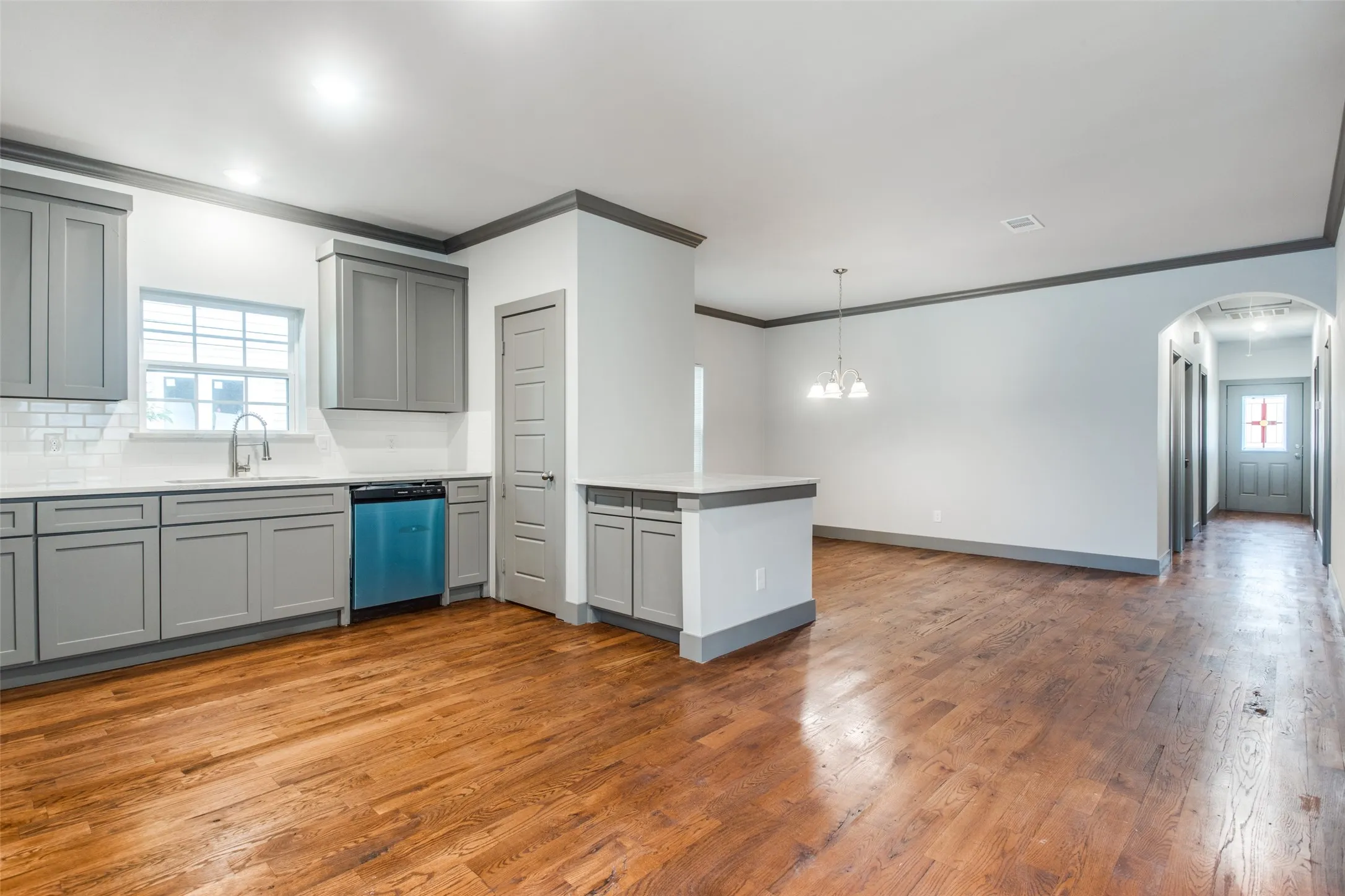 Single Family Residence For Rent in Hunt County , 3601 Henry Street, Greenville, Texas 75401, 3 Bedroom, 2 Bathroom, 1 Garage spaces, 1,800 Sqft, built in 2022, mls#21390030, Real Estate Agent in Greenville, Homes For Rent in Hunt county, Homes For Rent in Greenville, Realtor in Greenville Texas, Real Estate Brokerage Independent Realty Texas, Luminita Cordes Realtor