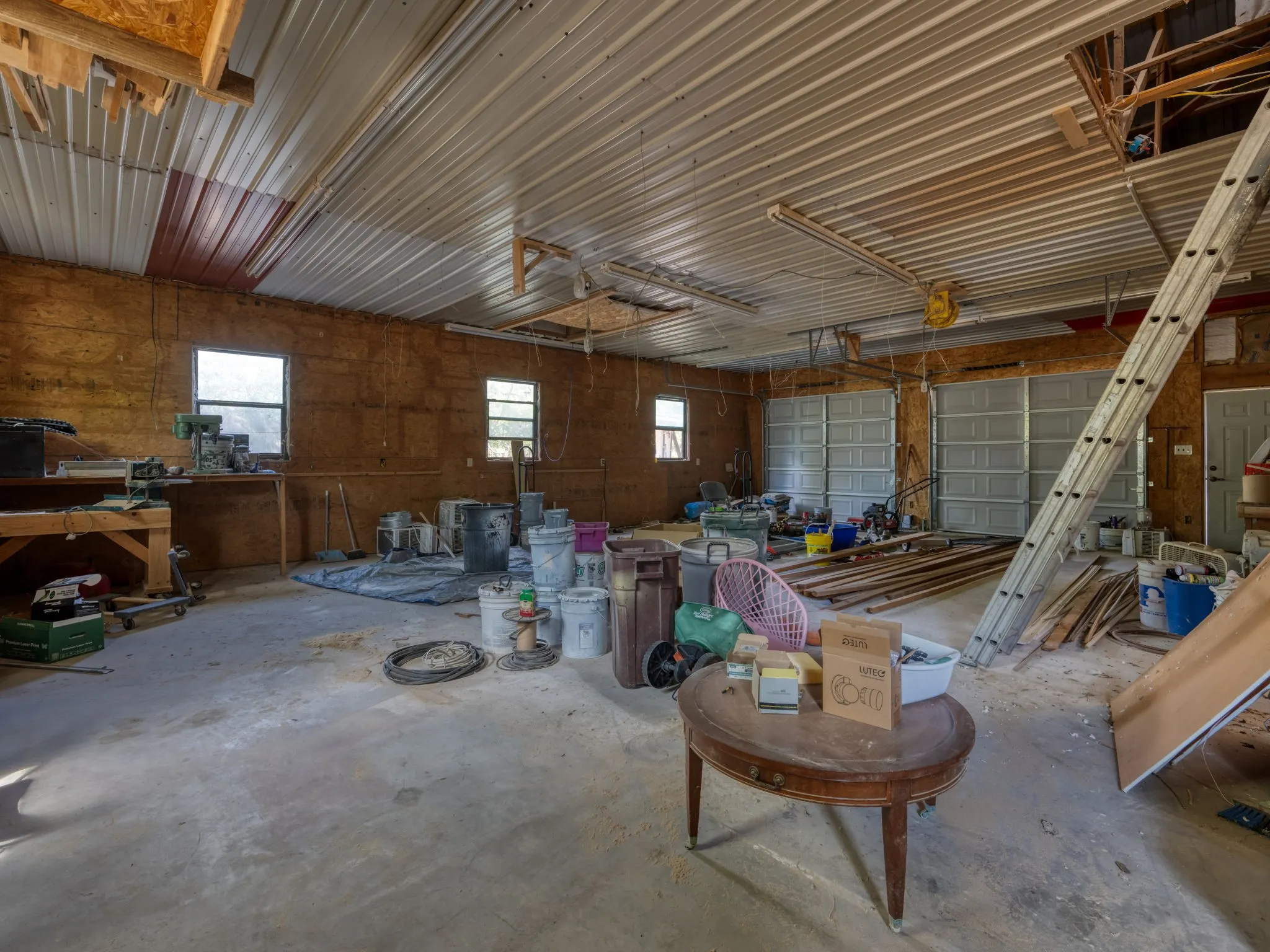 Single Family Residence For Sale in Wood County , 1841 E US Highway 80, Mineola, Texas 75773, 4 Bedroom, 3 Bathroom, 4 Garage spaces, 2,682 Sqft, built in 2005, mls#21387783, Real Estate Agent in Mineola, Homes For Sale in Wood county, Homes For Sale in Mineola, Realtor in Mineola Texas, Real Estate Brokerage Independent Realty Texas, Luminita Cordes Realtor