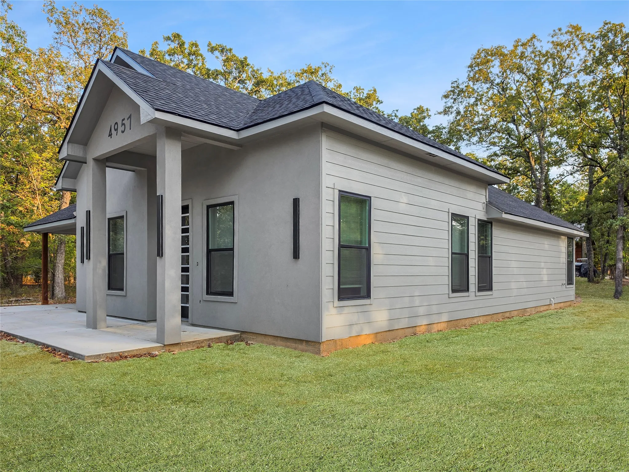 Single Family Residence For Sale in Henderson County , 4957 La Prada, Malakoff, Texas 75148, 3 Bedroom, 2 Bathroom, 1 Garage spaces, 1,550 Sqft, built in 2026, mls#21390993, Real Estate Agent in Malakoff, Homes For Sale in Henderson county, Homes For Sale in Malakoff, Realtor in Malakoff Texas, Real Estate Brokerage Independent Realty Texas, Luminita Cordes Realtor