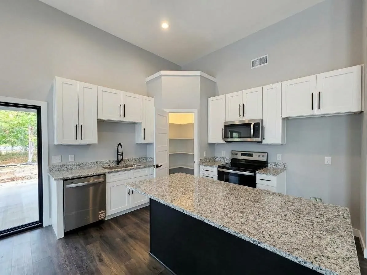 Single Family Residence For Sale in Henderson County , 4957 La Prada, Malakoff, Texas 75148, 3 Bedroom, 2 Bathroom, 1 Garage spaces, 1,550 Sqft, built in 2026, mls#21390993, Real Estate Agent in Malakoff, Homes For Sale in Henderson county, Homes For Sale in Malakoff, Realtor in Malakoff Texas, Real Estate Brokerage Independent Realty Texas, Luminita Cordes Realtor